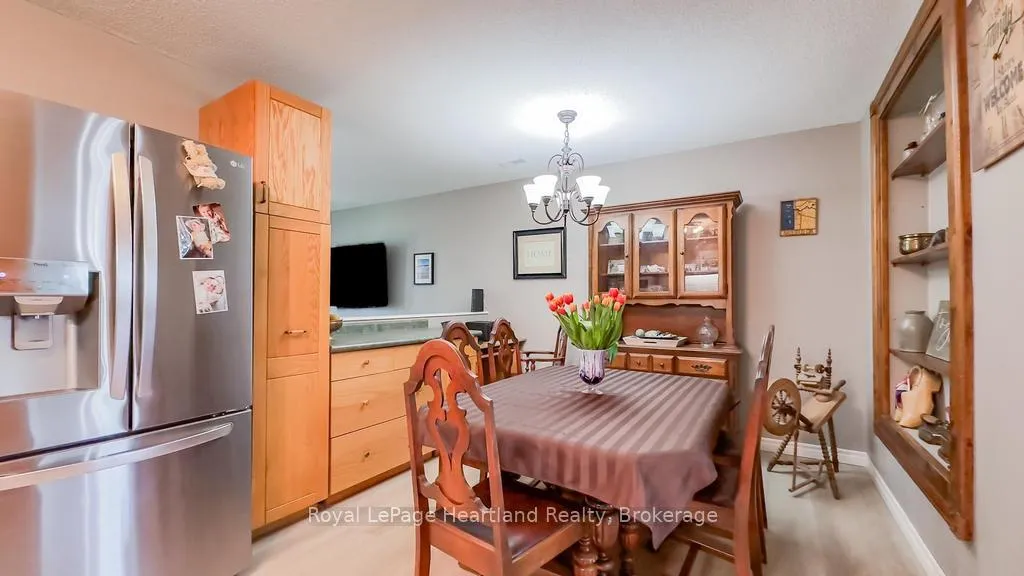 Photo 11 of 4 Ducharme Crescent, Bluewater, Bayfield — HOMEH