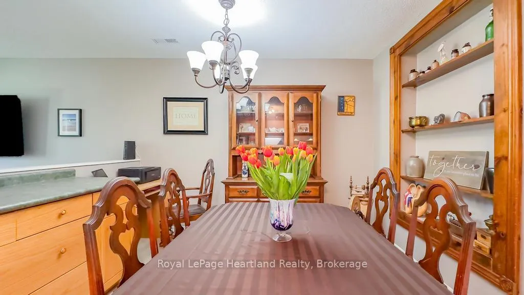 Photo 13 of 4 Ducharme Crescent, Bluewater, Bayfield — HOMEH