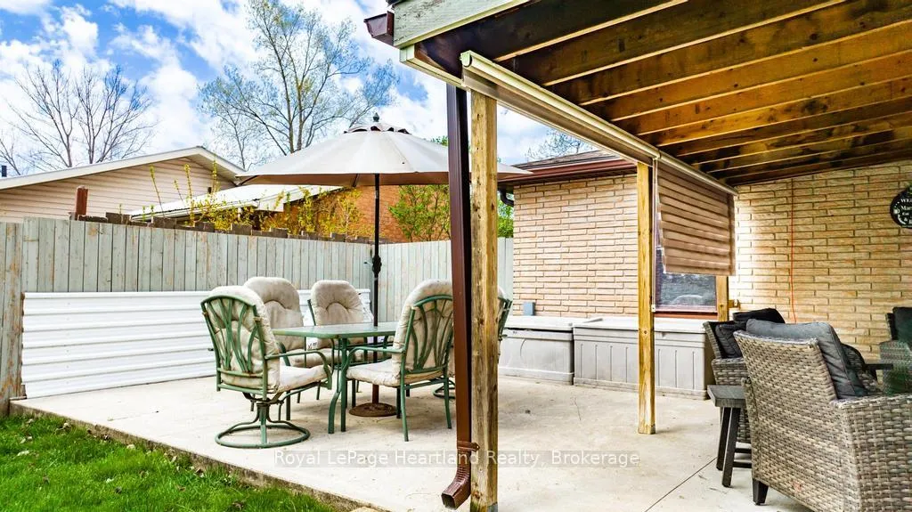 Photo 36 of 4 Ducharme Crescent, Bluewater, Bayfield — HOMEH