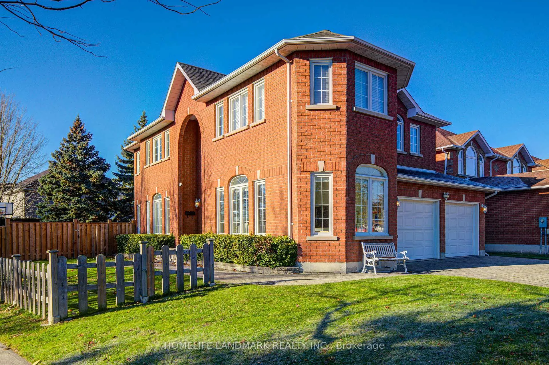Photo 2 of 282 Manhattan Drive, Markham, Markville — HOMEH