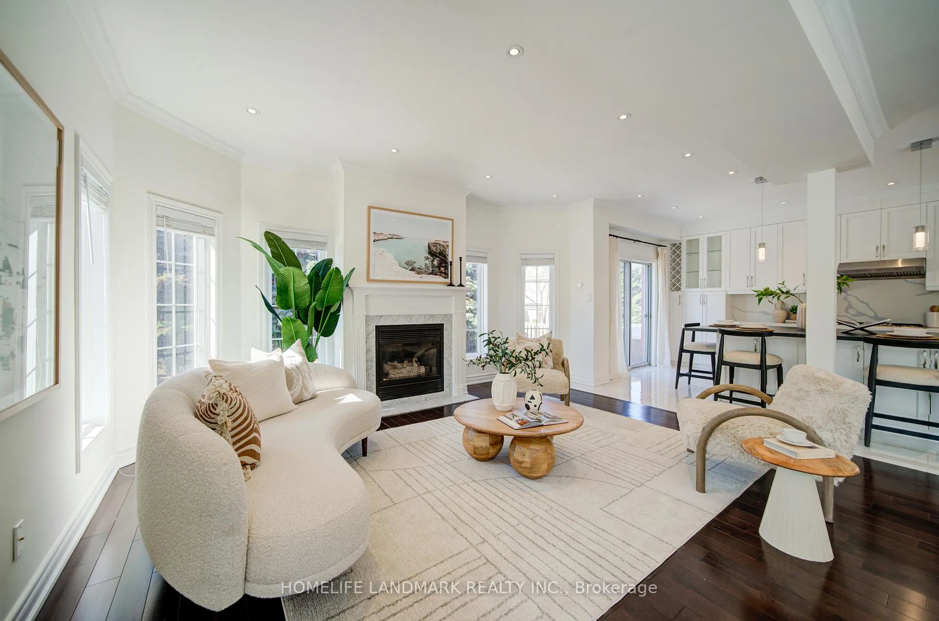 Photo 11 of 282 Manhattan Drive, Markham, Markville — HOMEH