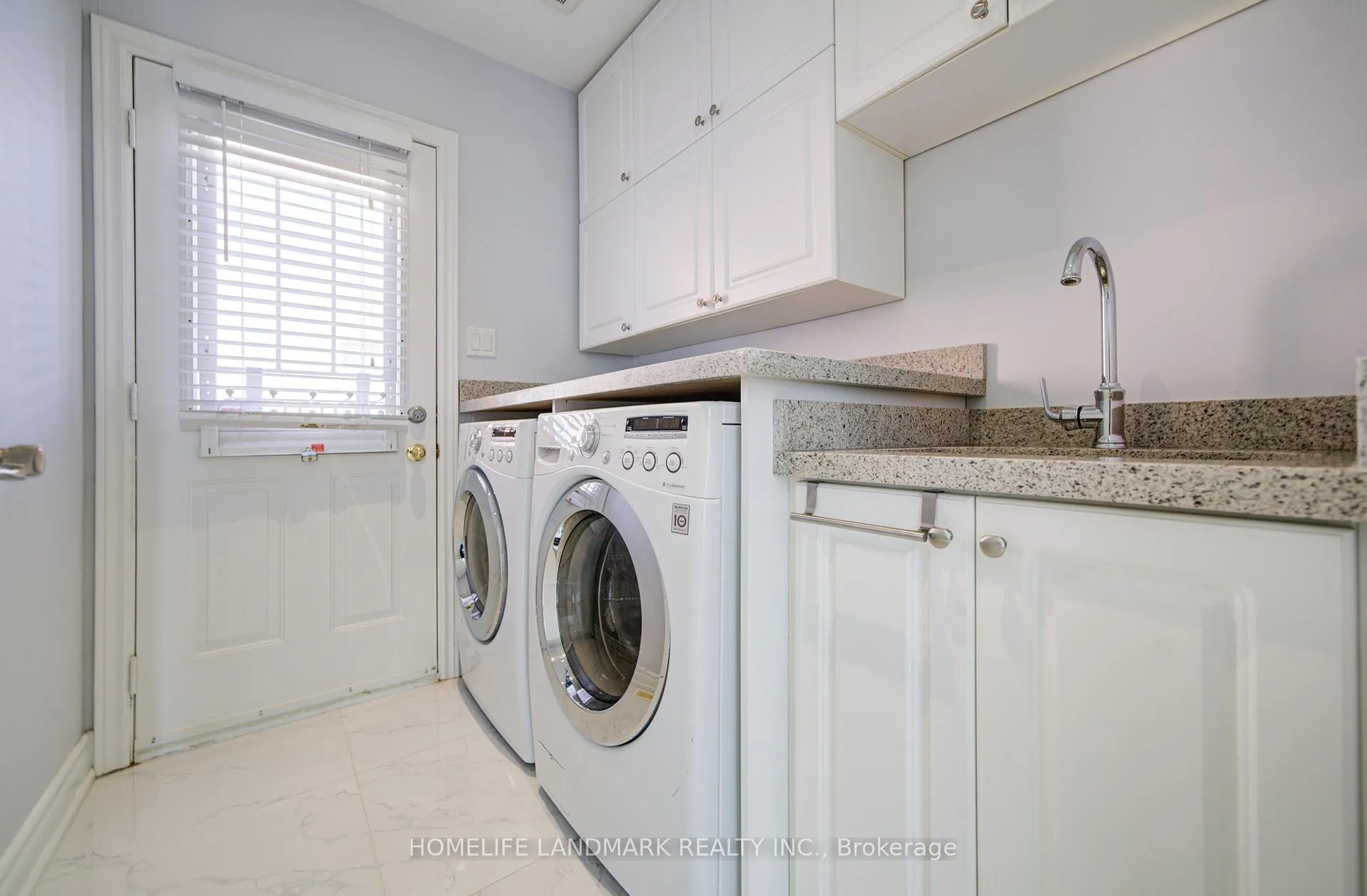 Photo 20 of 282 Manhattan Drive, Markham, Markville — HOMEH