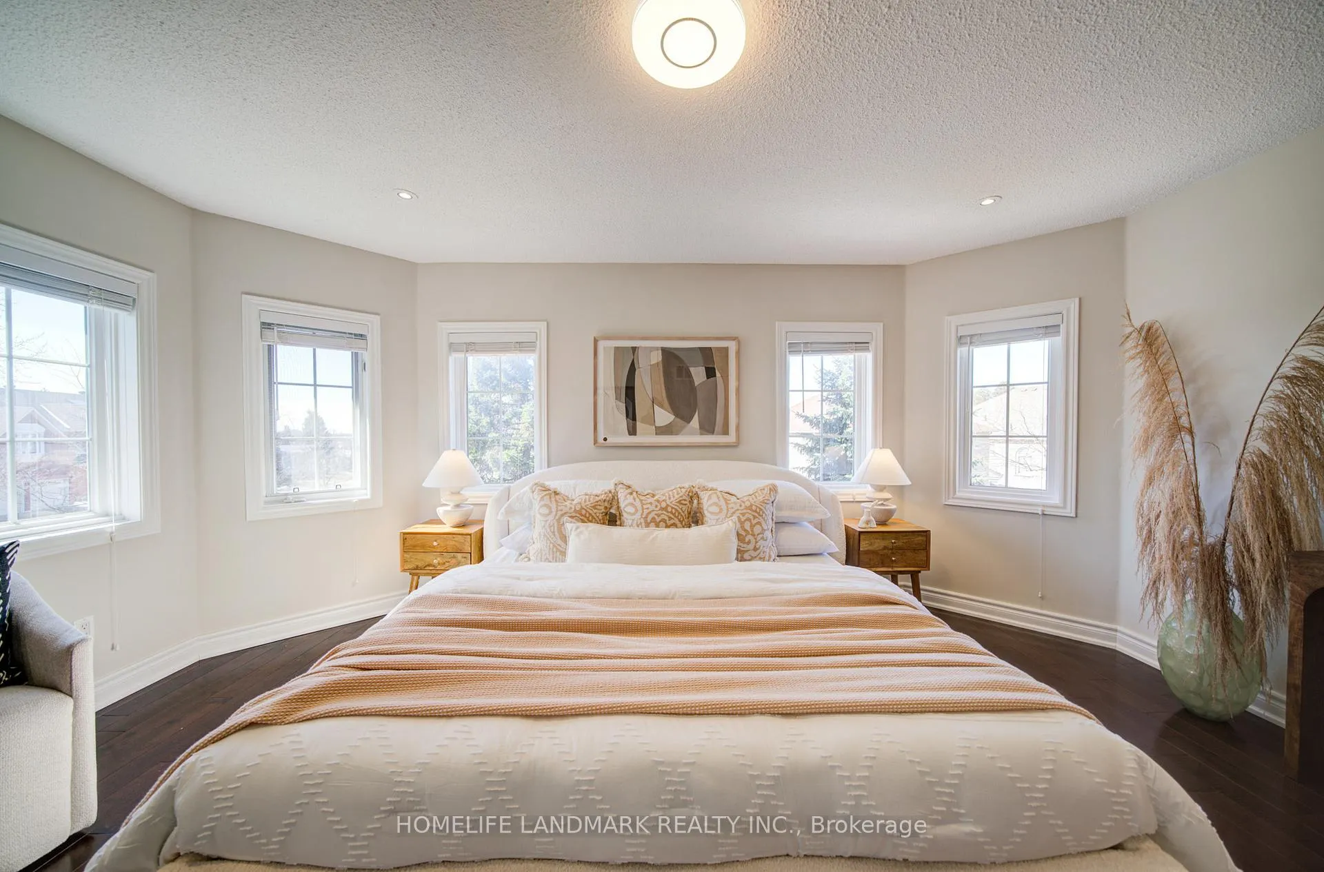 Photo 24 of 282 Manhattan Drive, Markham, Markville — HOMEH