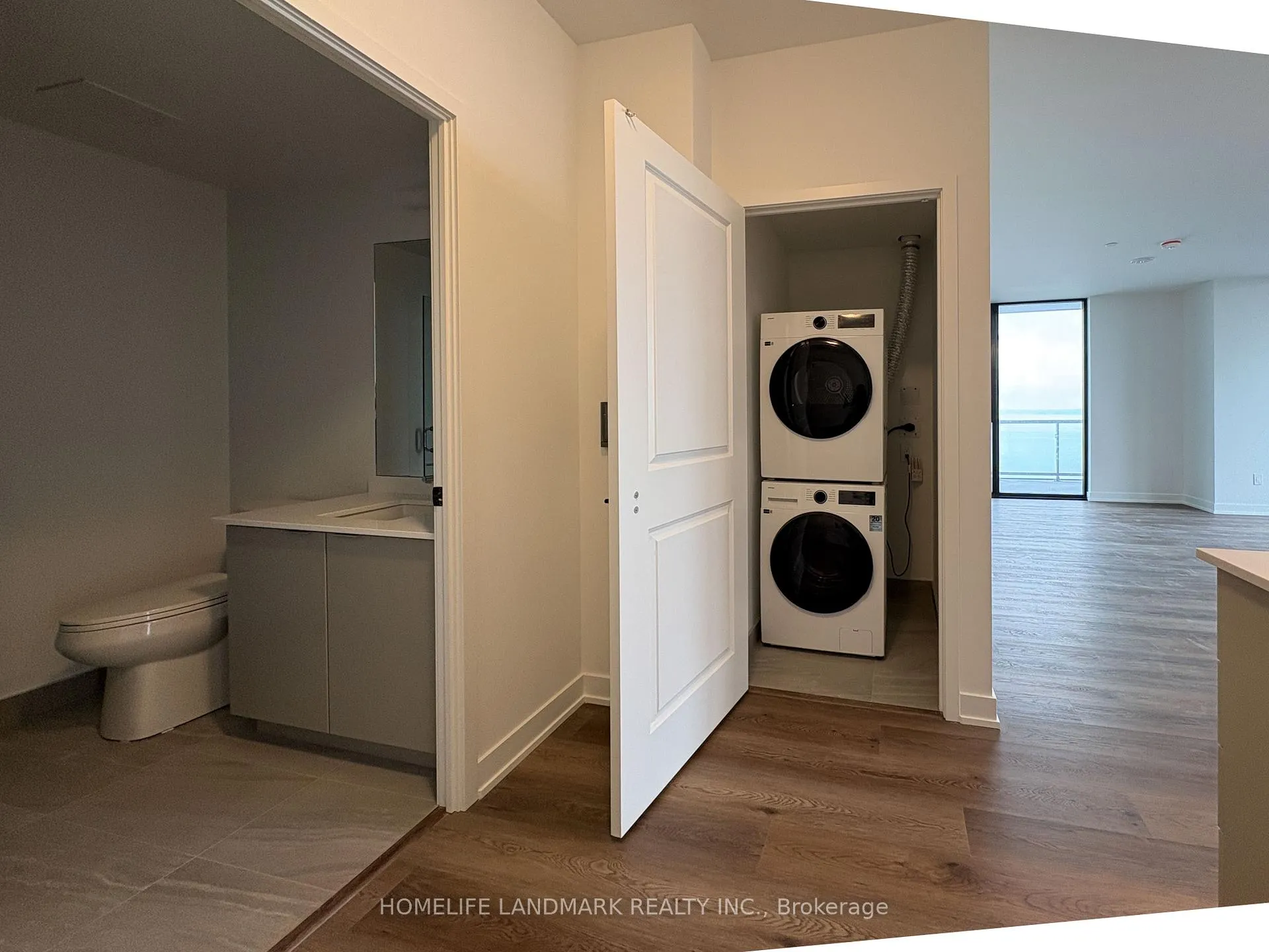 Photo 8 of Unit 1308, 2075 Lakeshore Road, Burlington, Brant — HOMEH