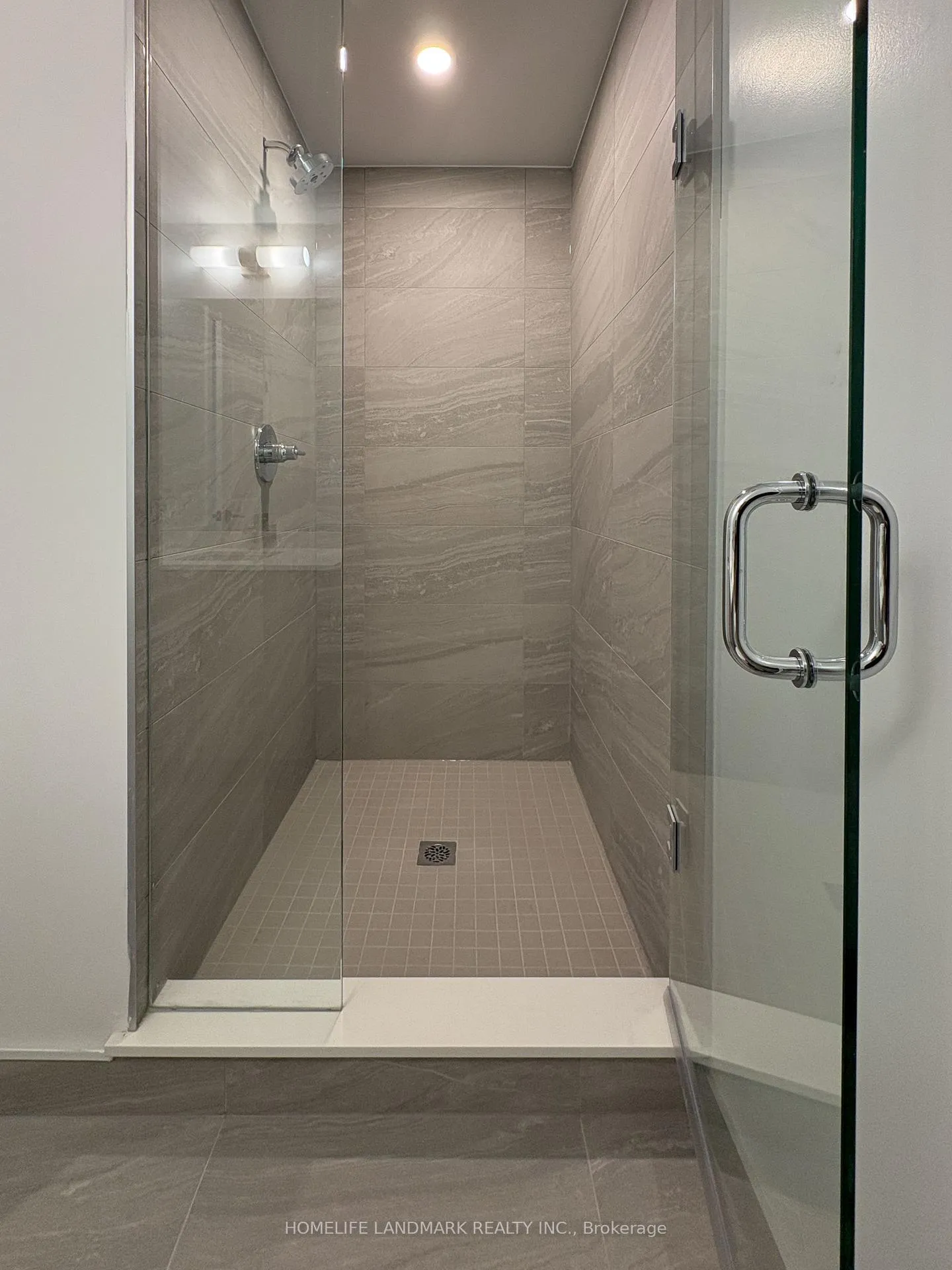 Photo 10 of Unit 1308, 2075 Lakeshore Road, Burlington, Brant — HOMEH