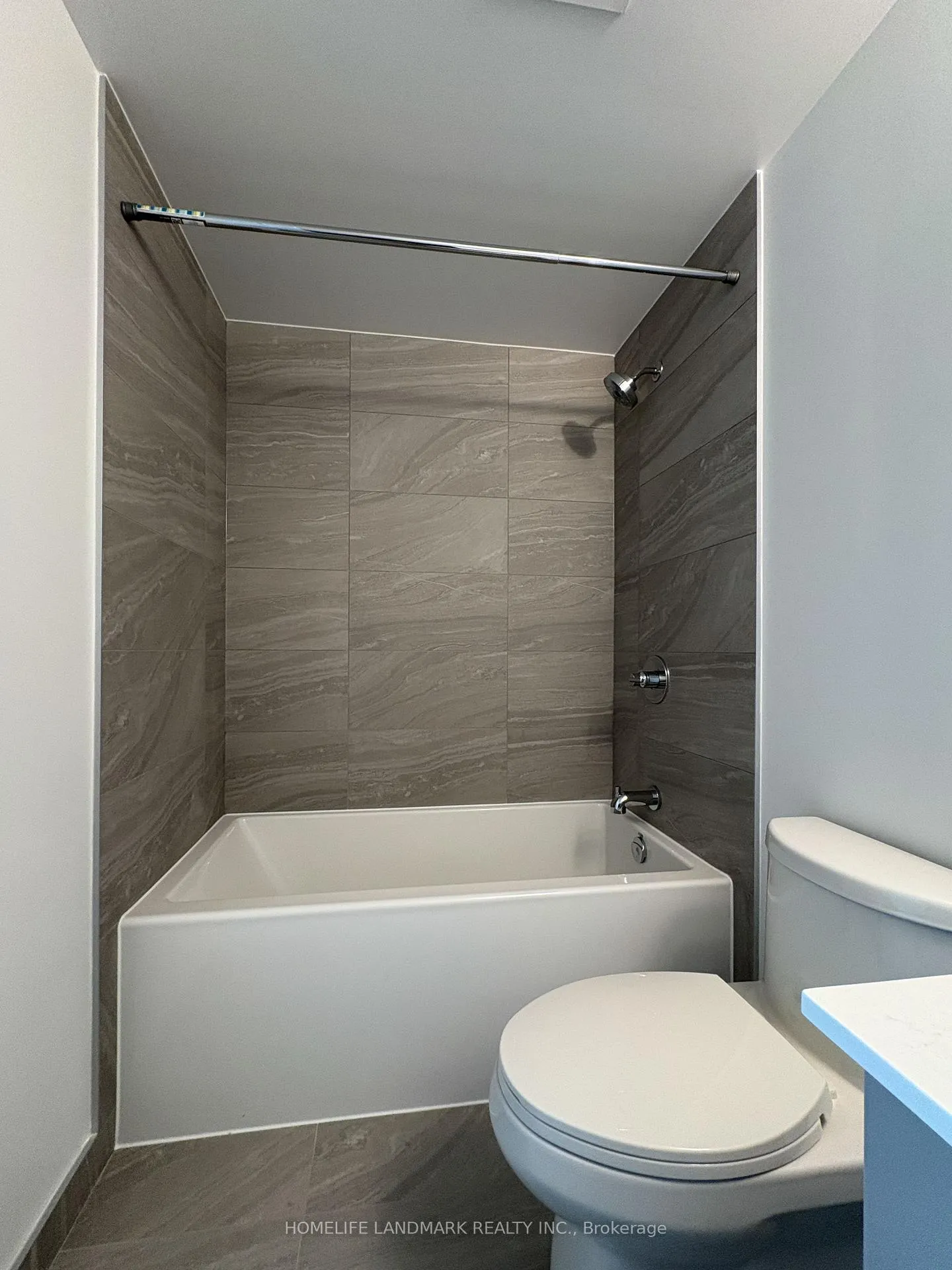 Photo 14 of Unit 1308, 2075 Lakeshore Road, Burlington, Brant — HOMEH