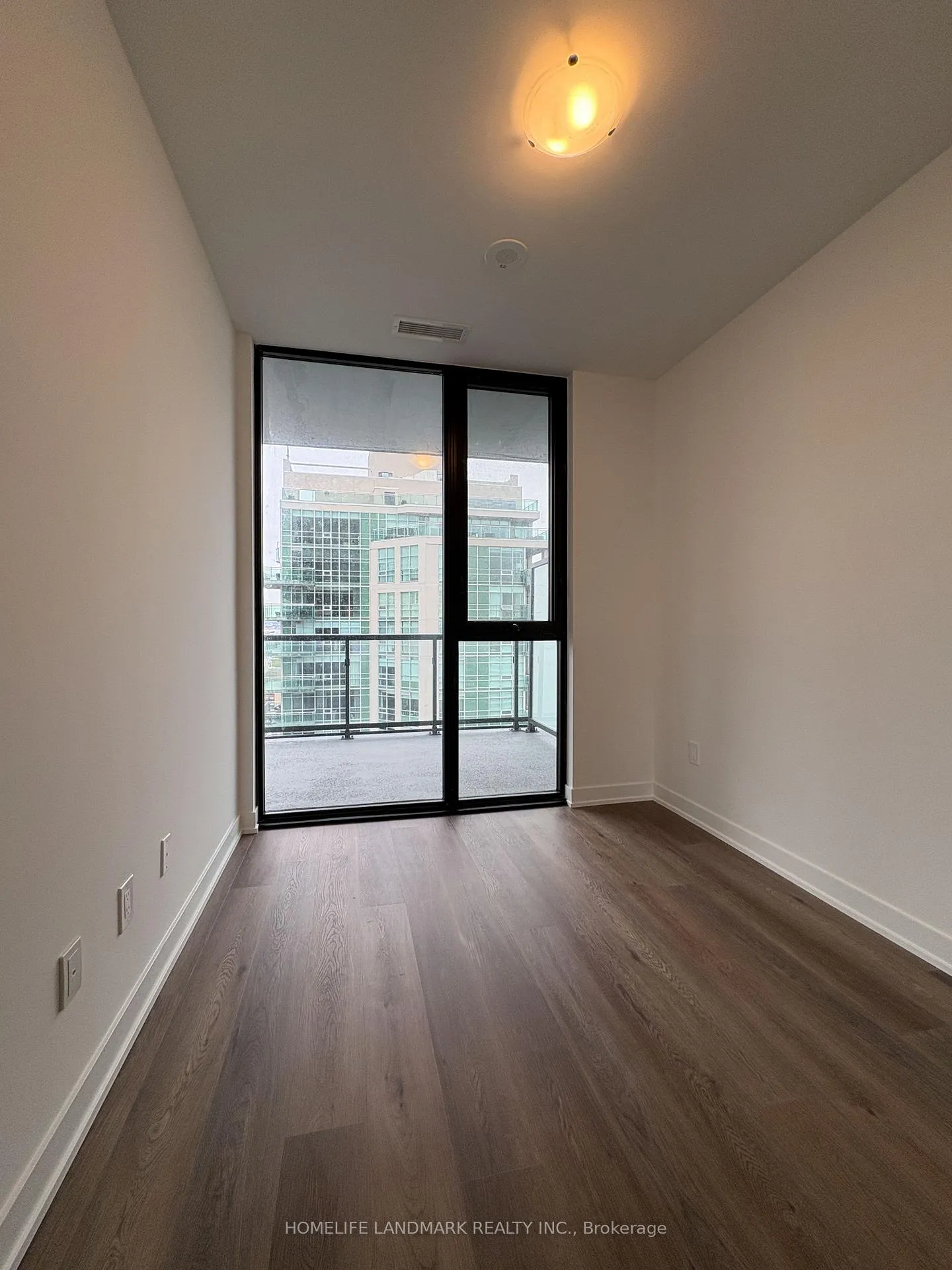 Photo 15 of Unit 1308, 2075 Lakeshore Road, Burlington, Brant — HOMEH
