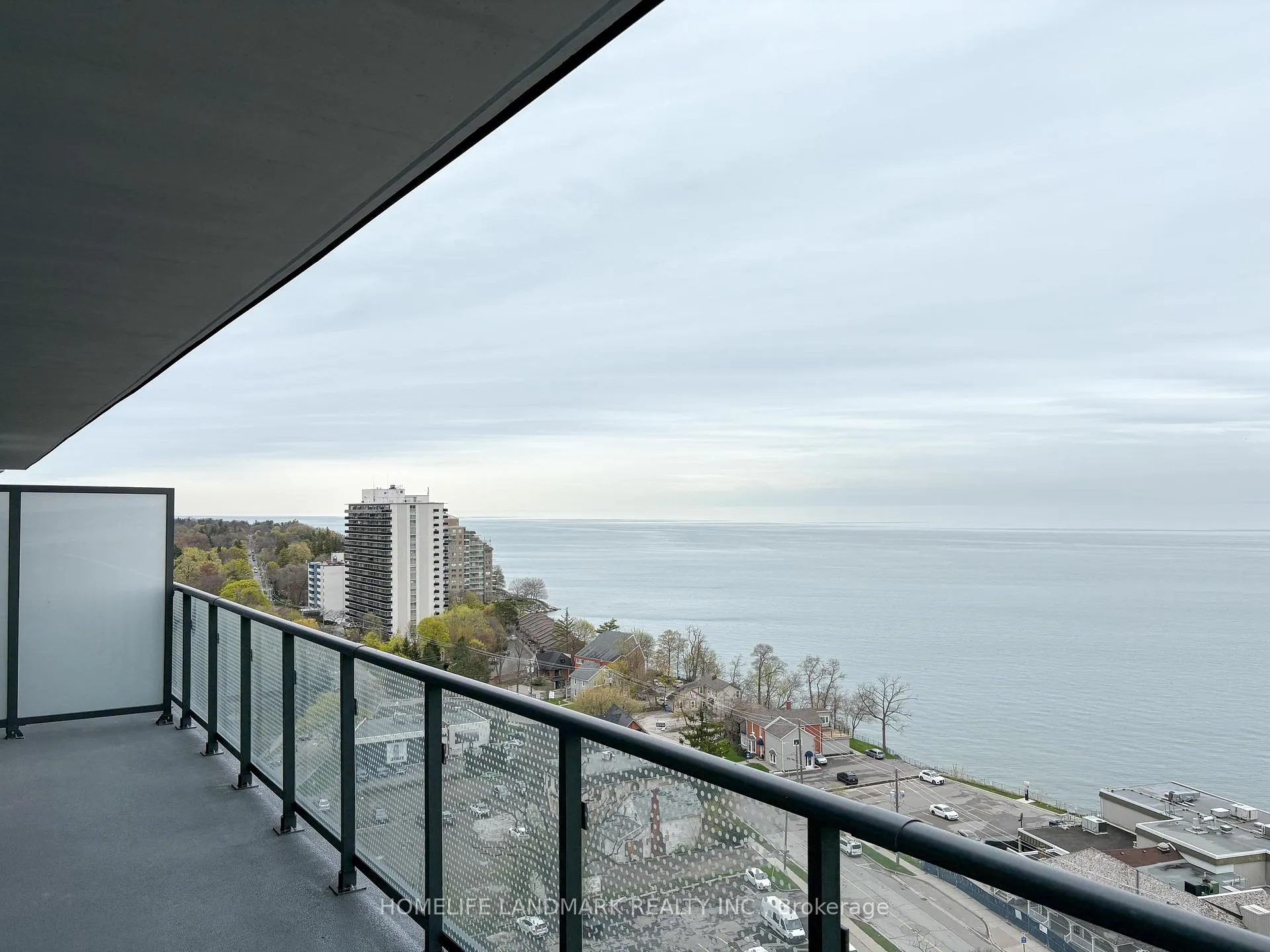 Photo 17 of Unit 1308, 2075 Lakeshore Road, Burlington, Brant — HOMEH