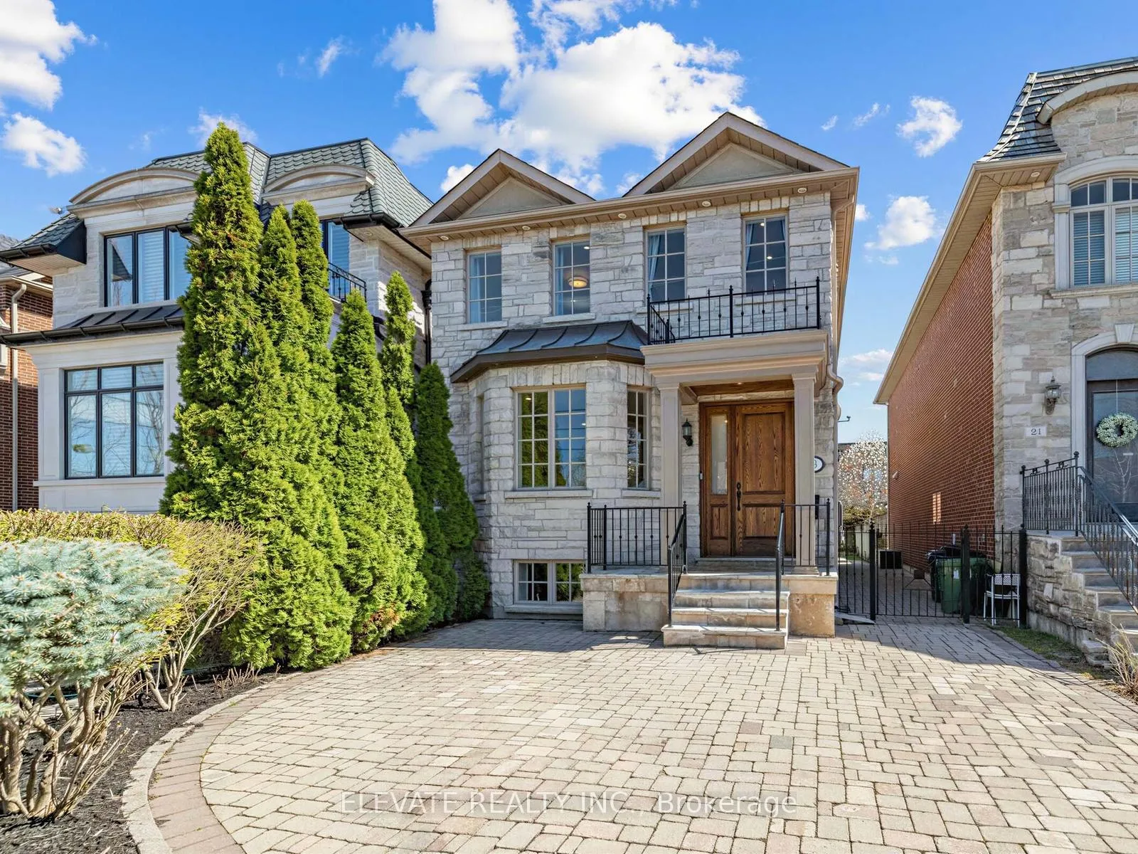 Front of 19 Dunblaine Avenue