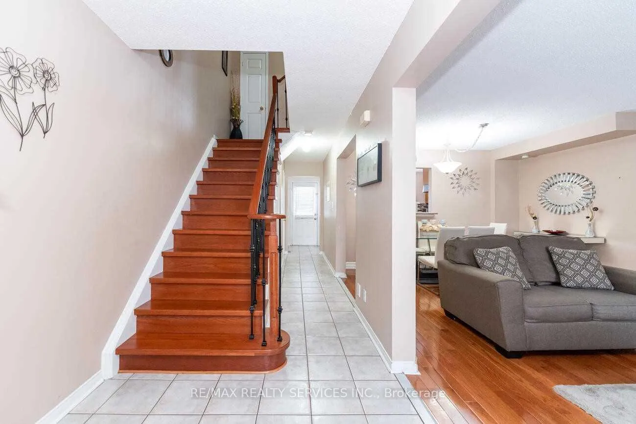 Photo 5 of Unit 97, 35 Malta Avenue, Brampton, Fletcher's Creek South — HOMEH