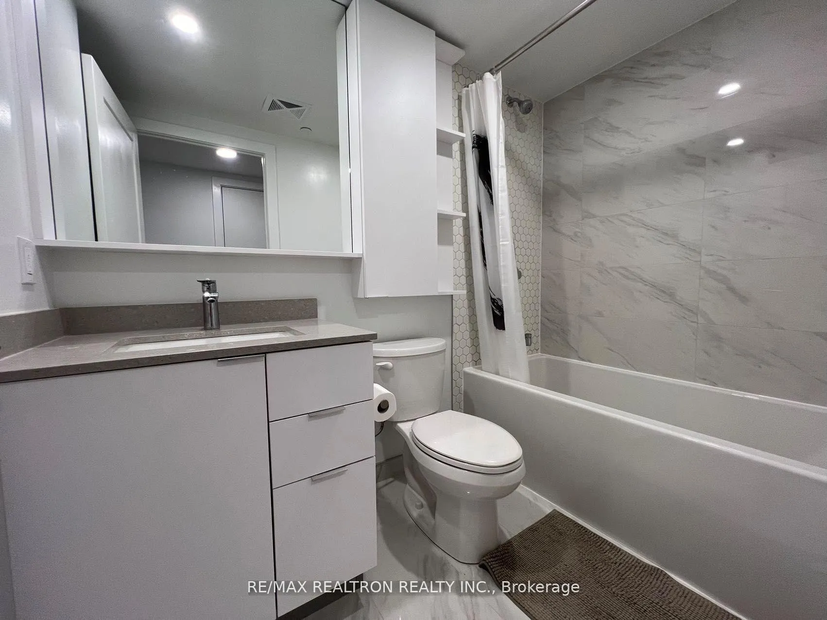 Photo 14 of Unit 622, 8 Cedarland Drive E, Markham, Unionville — HOMEH