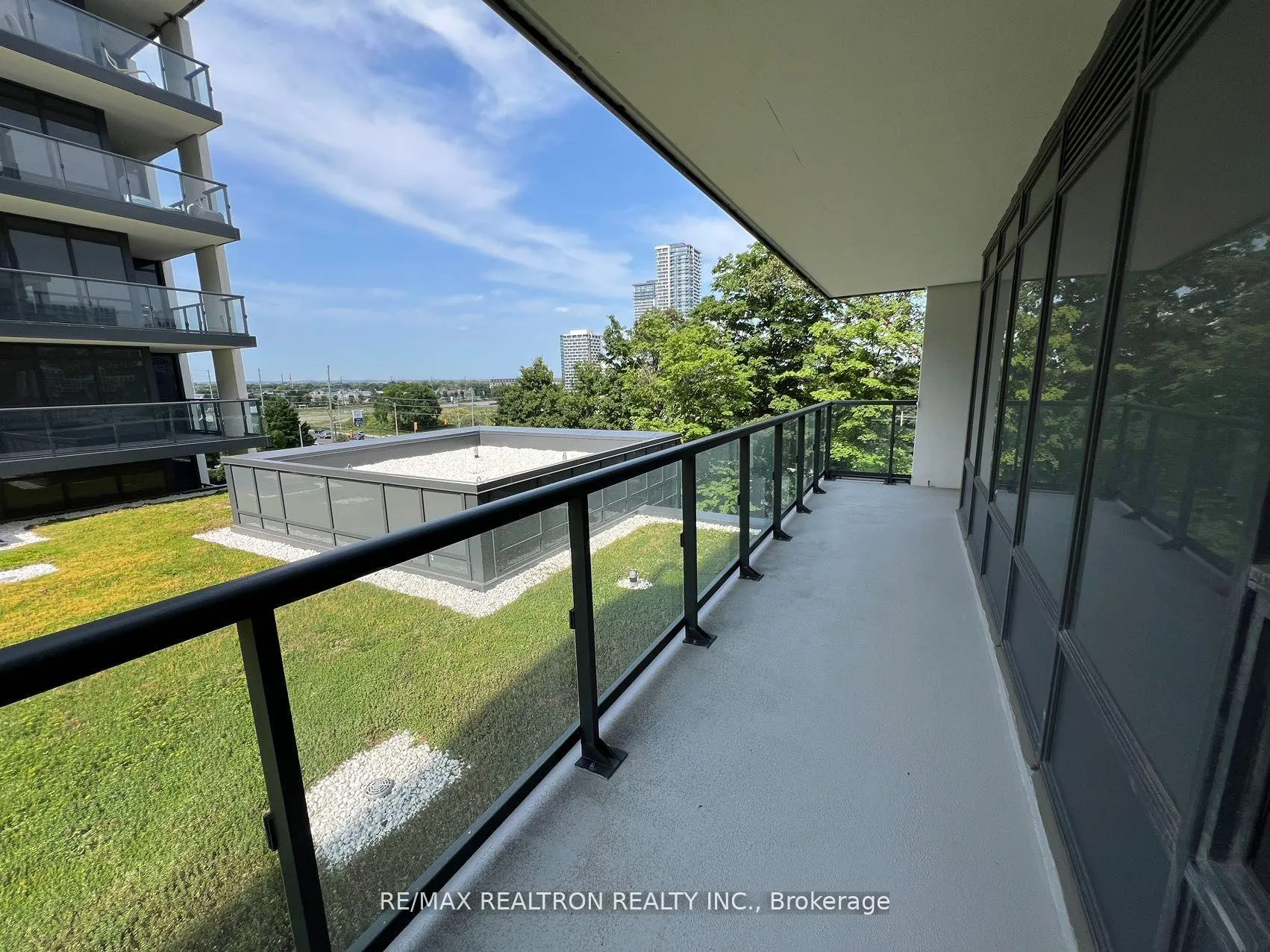 Photo 18 of Unit 622, 8 Cedarland Drive E, Markham, Unionville — HOMEH