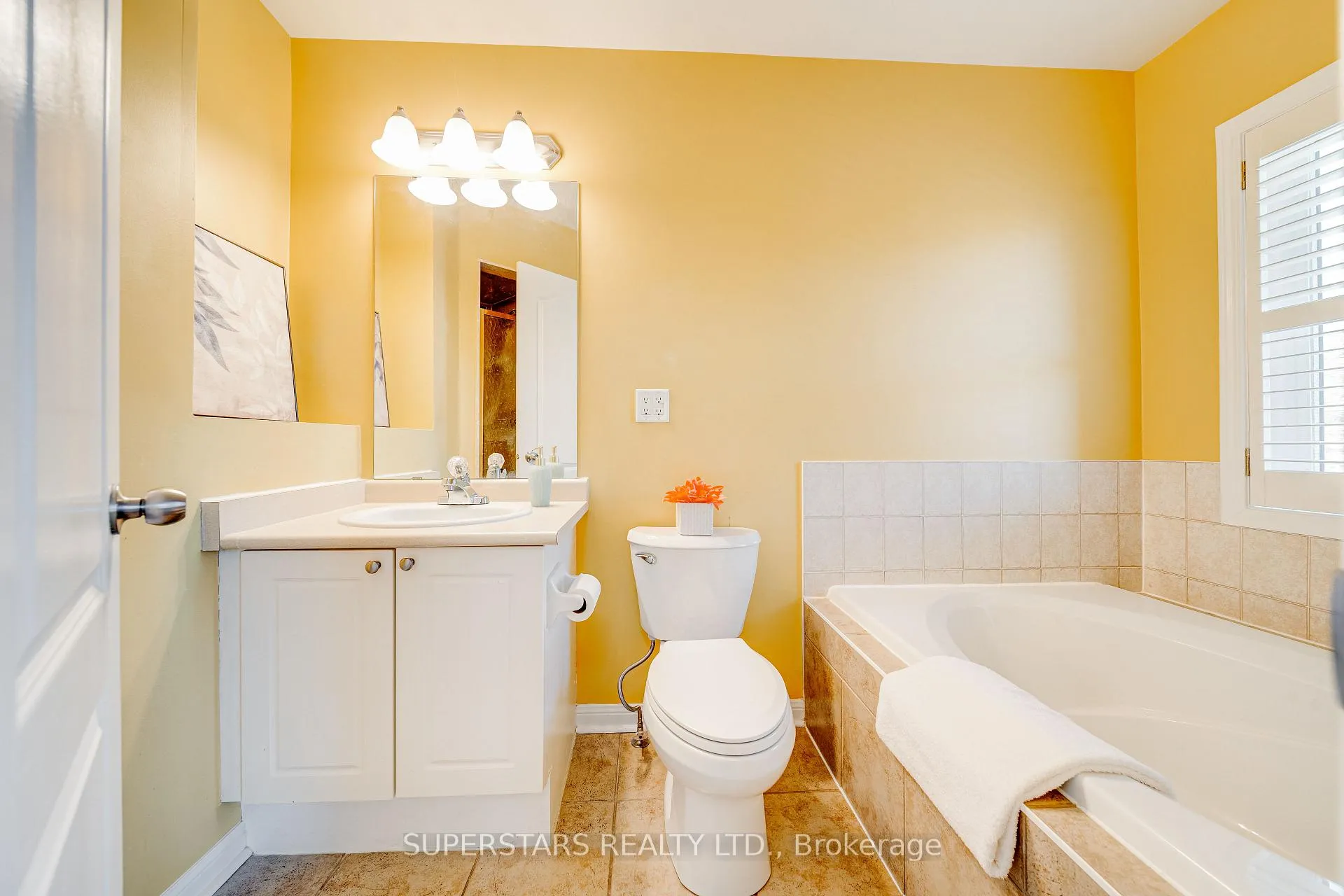 Photo 15 of 35 Cornell Park Avenue, Markham, Cornell — HOMEH