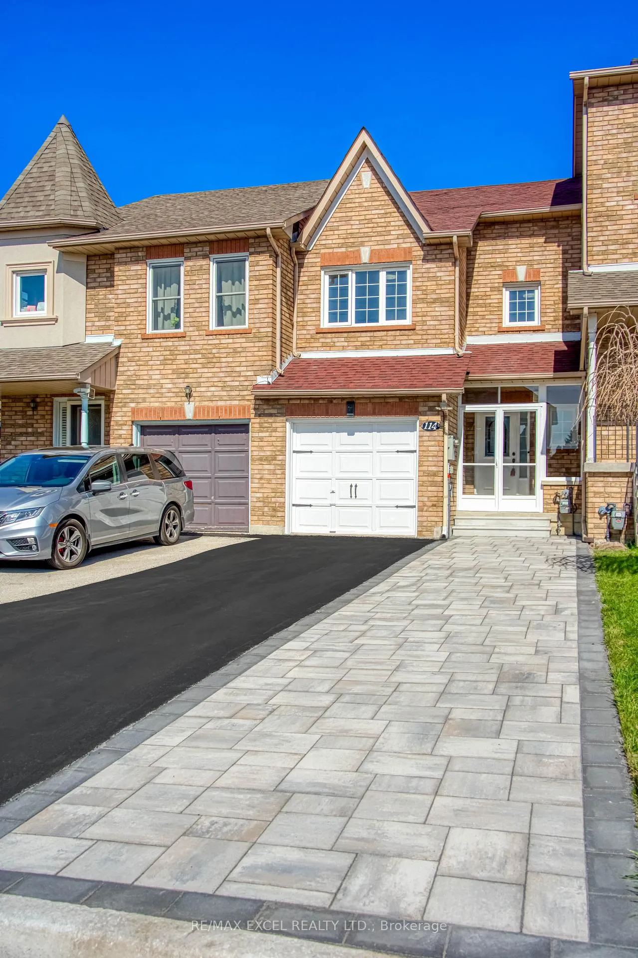 Photo 1 of 114 Michelle Drive, Vaughan, East Woodbridge — HOMEH