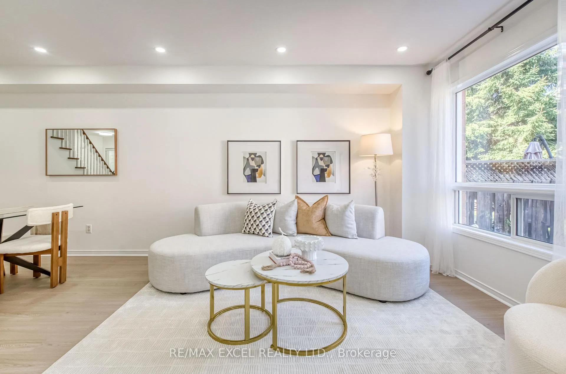 Photo 18 of 114 Michelle Drive, Vaughan, East Woodbridge — HOMEH