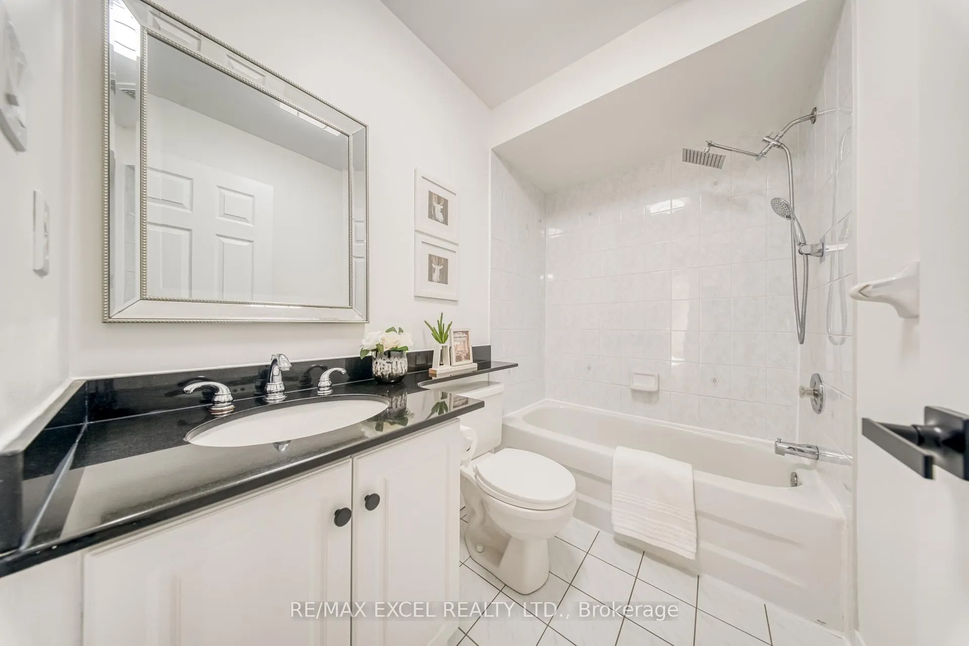 Photo 30 of 114 Michelle Drive, Vaughan, East Woodbridge — HOMEH