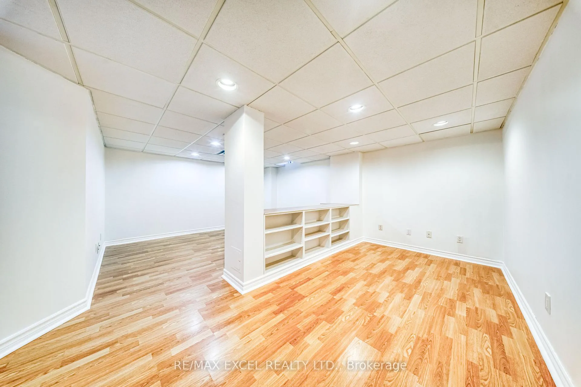 Photo 32 of 114 Michelle Drive, Vaughan, East Woodbridge — HOMEH