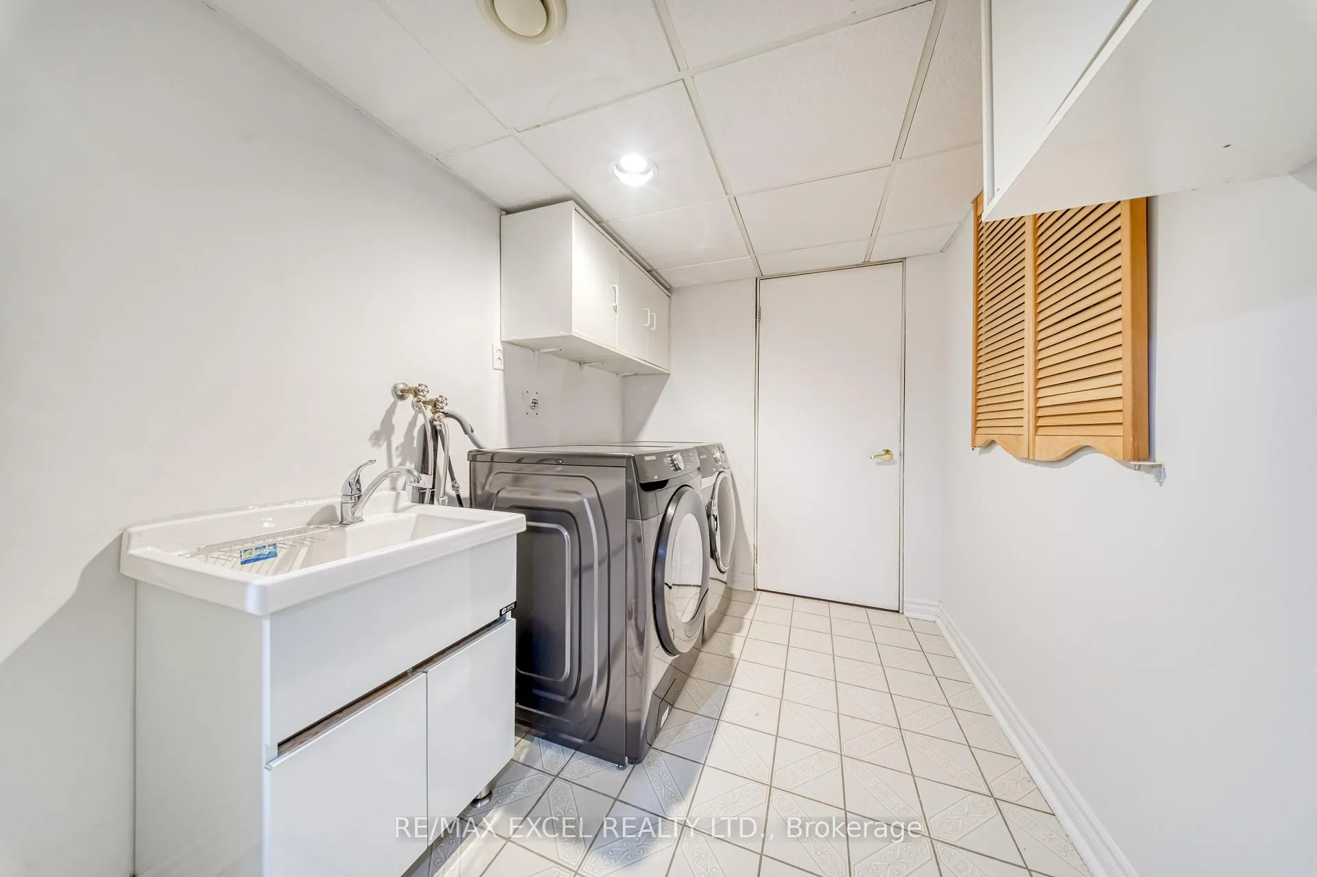 Photo 34 of 114 Michelle Drive, Vaughan, East Woodbridge — HOMEH