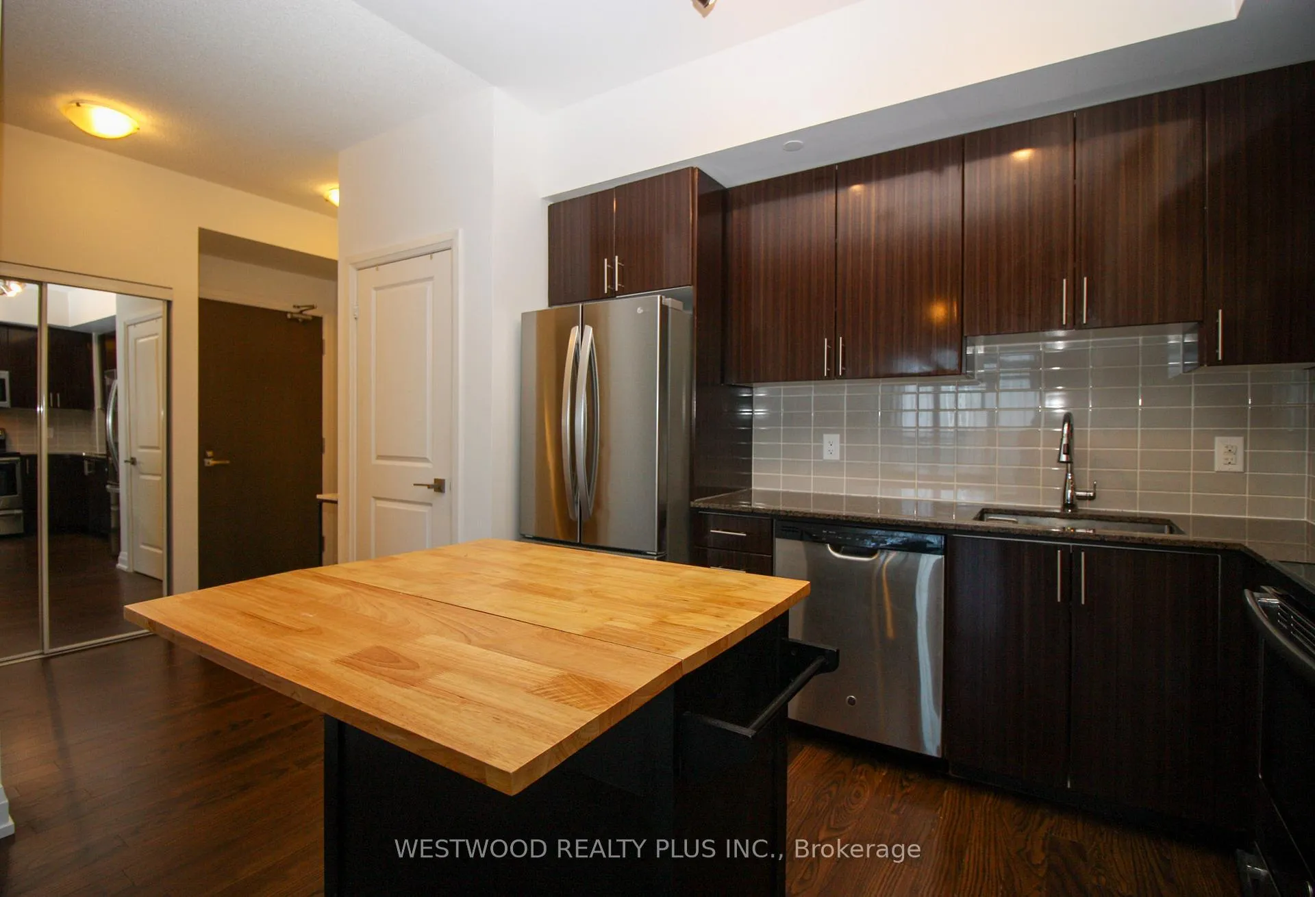 Photo 11 of Unit 1607, 7171 Yonge Street, Markham, Grandview — HOMEH