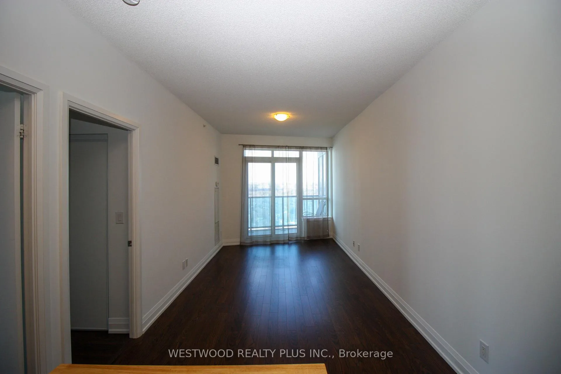 Photo 13 of Unit 1607, 7171 Yonge Street, Markham, Grandview — HOMEH