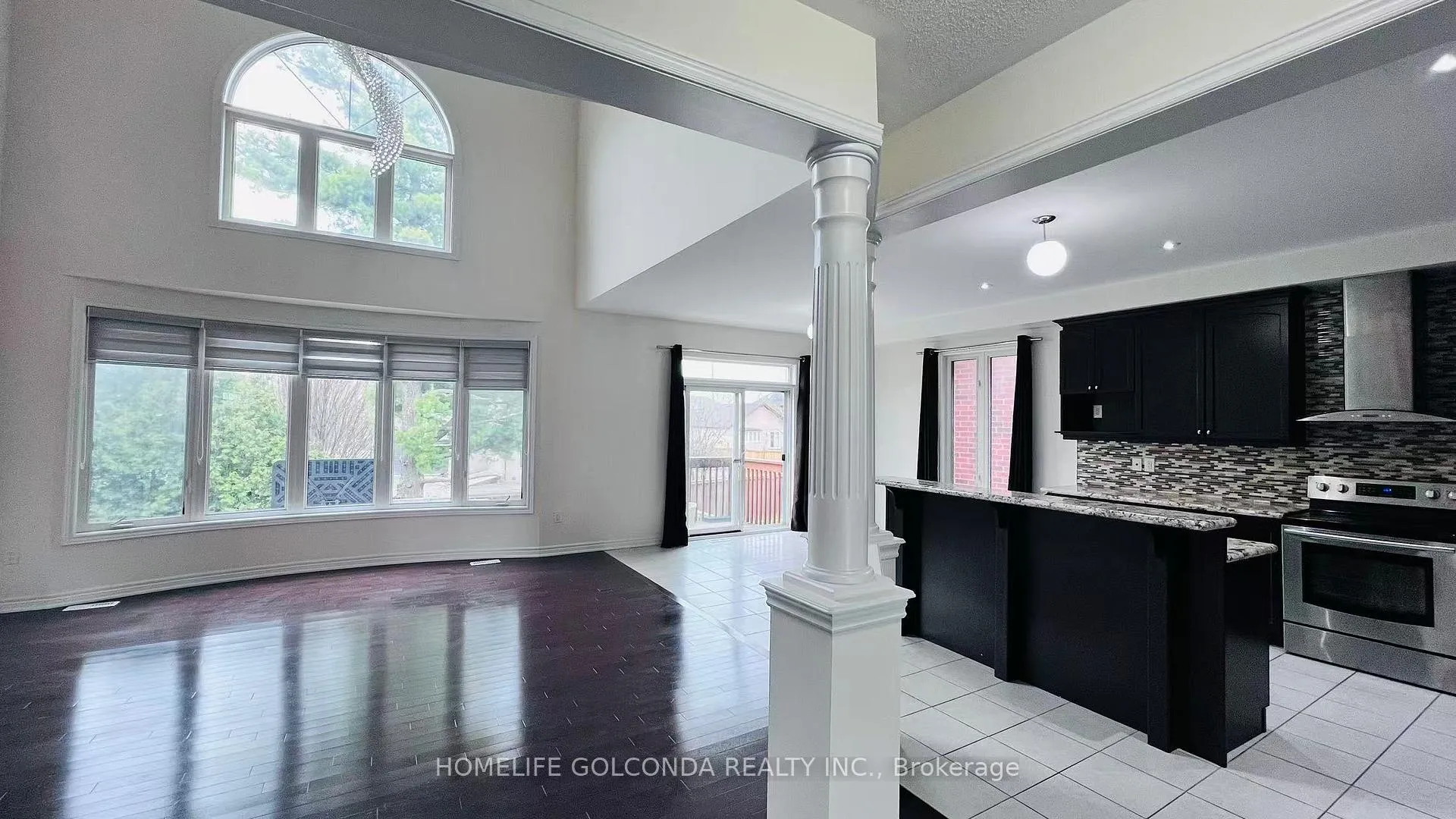 Photo 3 of 42 Pagnello Crescent, Markham, Box Grove — HOMEH