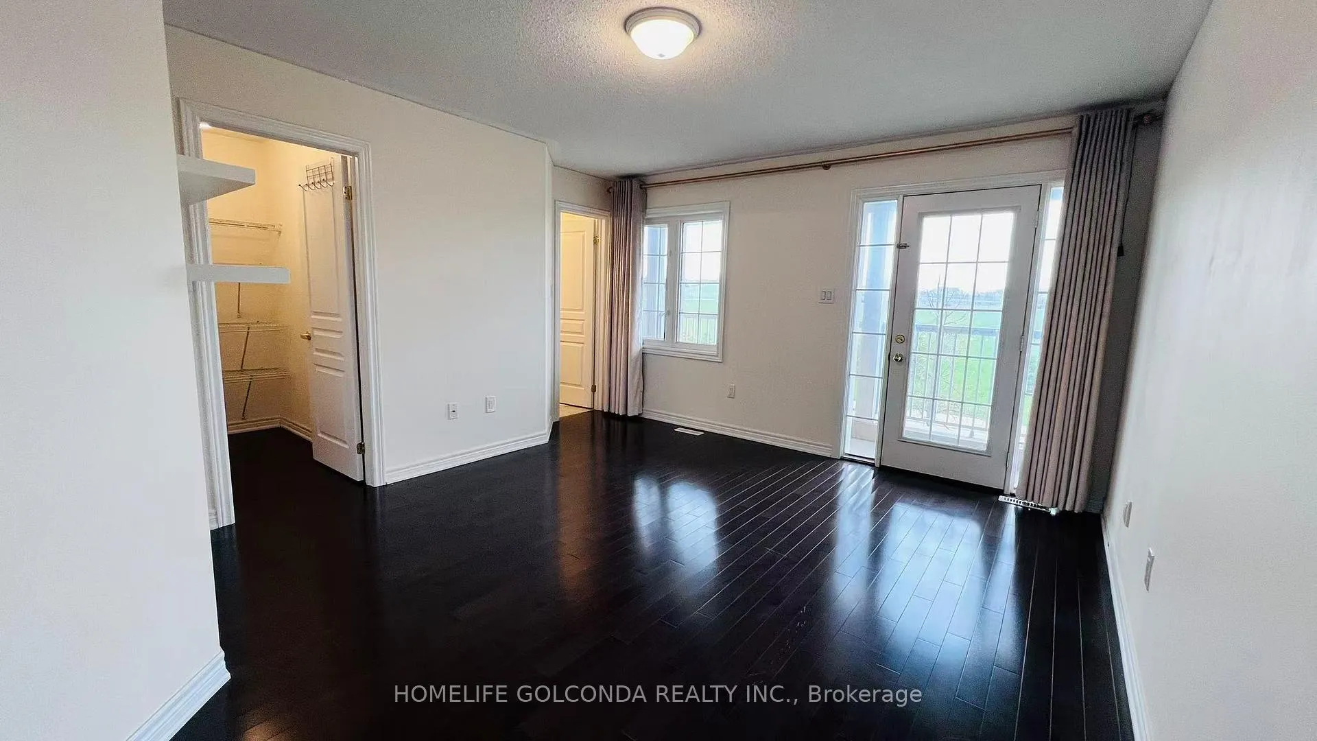 Photo 13 of 42 Pagnello Crescent, Markham, Box Grove — HOMEH