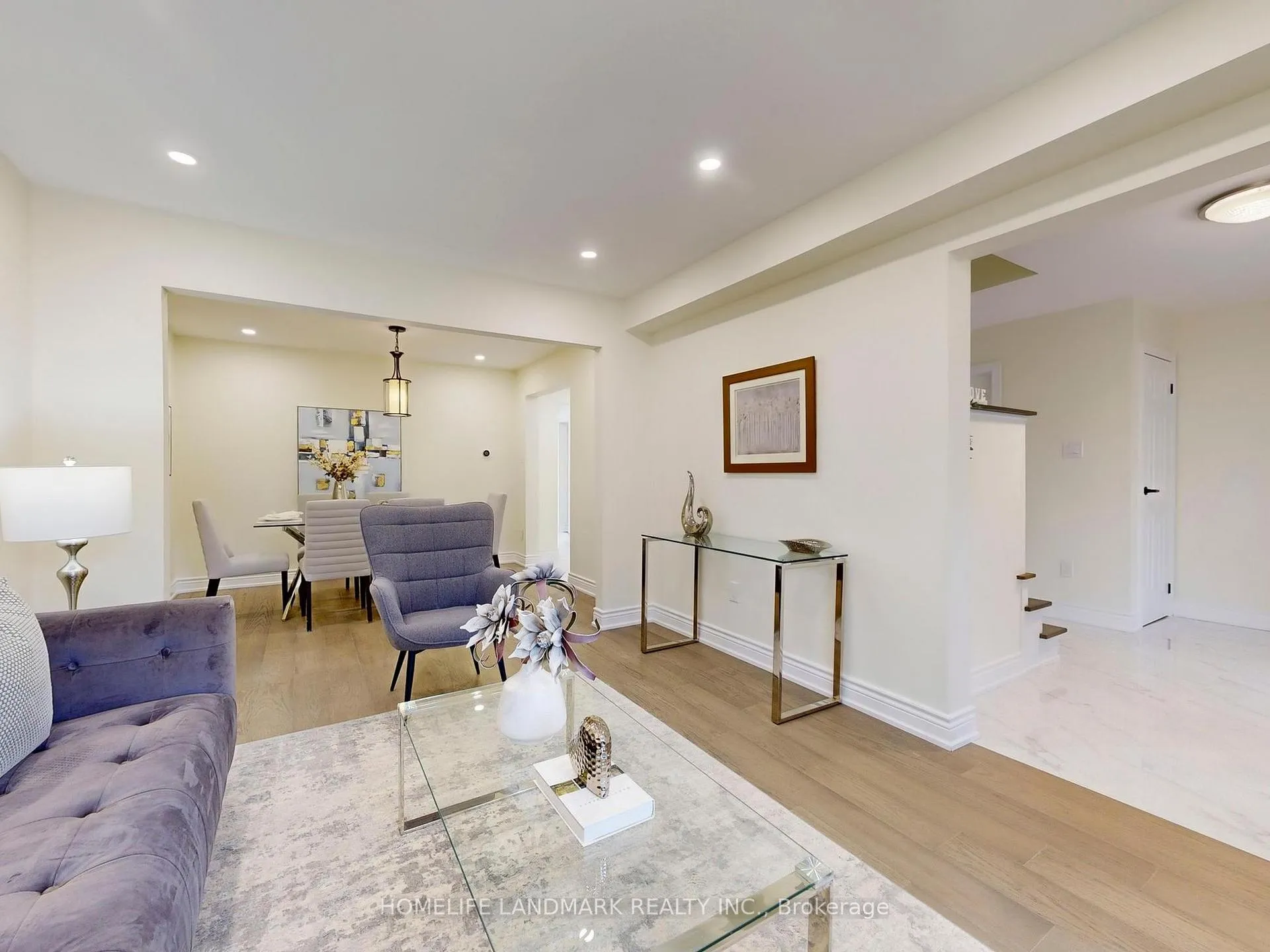 Photo 8 of 27 Penny Crescent, Markham, Markham Village — HOMEH