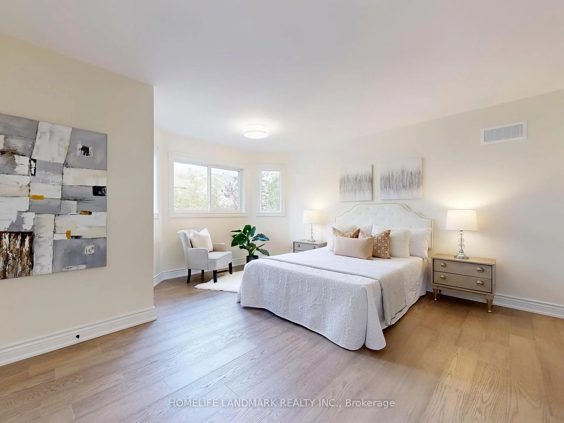 Photo 23 of 27 Penny Crescent, Markham, Markham Village — HOMEH