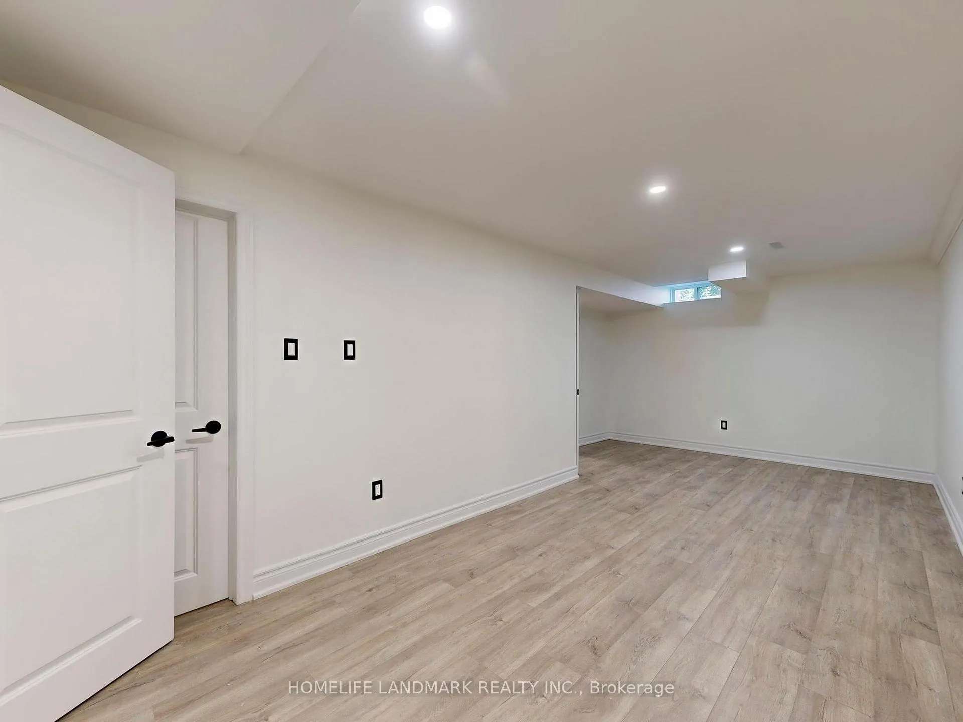 Photo 36 of 27 Penny Crescent, Markham, Markham Village — HOMEH