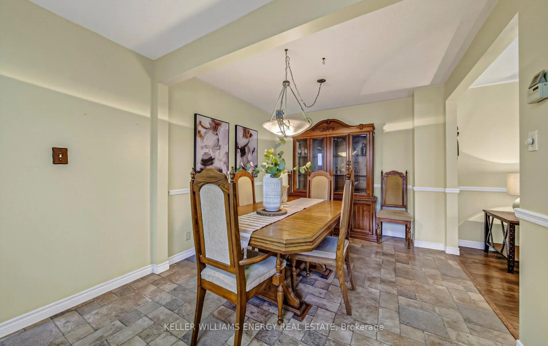 Photo 17 of 227 Durham Street, Oshawa, Vanier — HOMEH