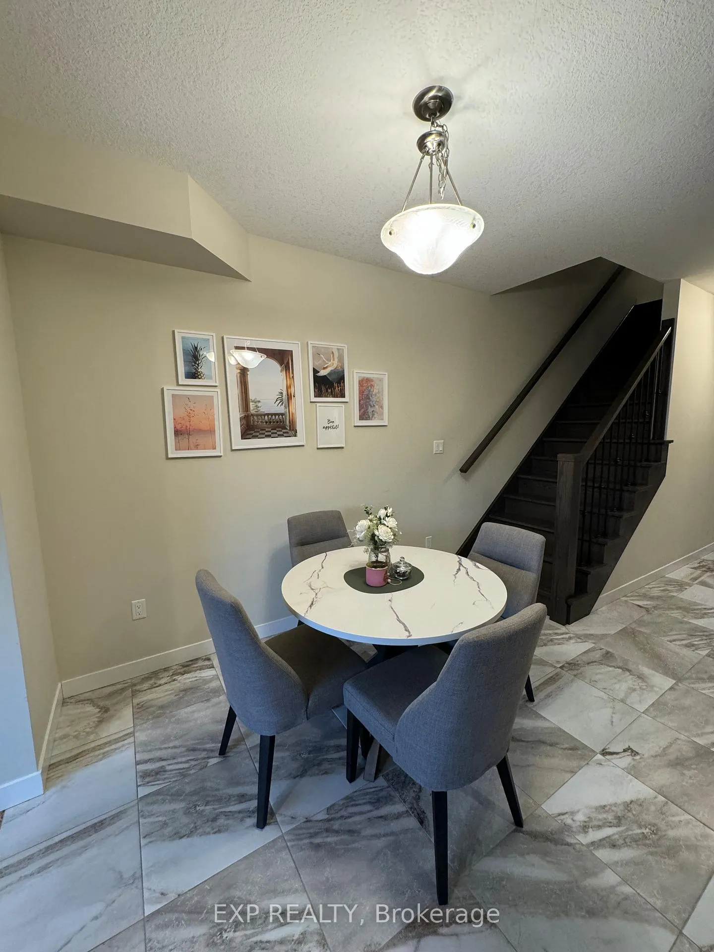 Photo 7 of 897 Robert Ferrie Drive, Kitchener, Doon South — HOMEH
