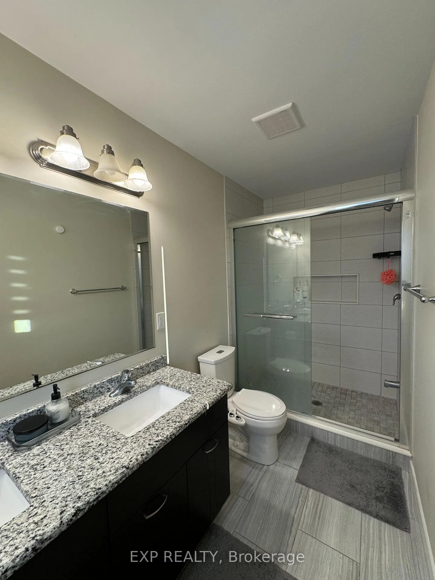 Photo 12 of 897 Robert Ferrie Drive, Kitchener, Doon South — HOMEH