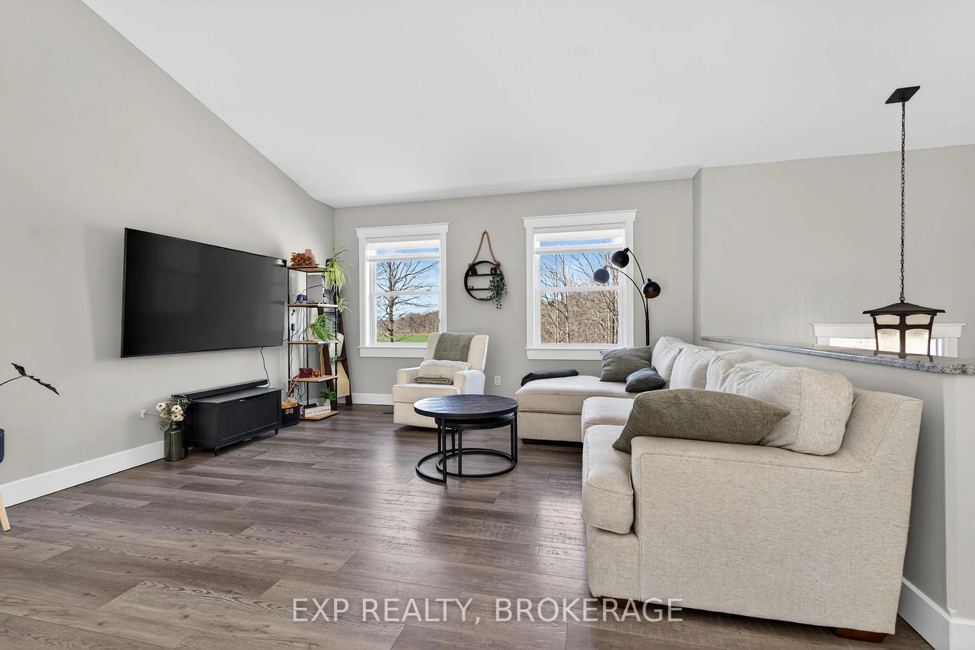 Photo 6 of 5576 Mcfadden Road, Frontenac, Frontenac South — HOMEH