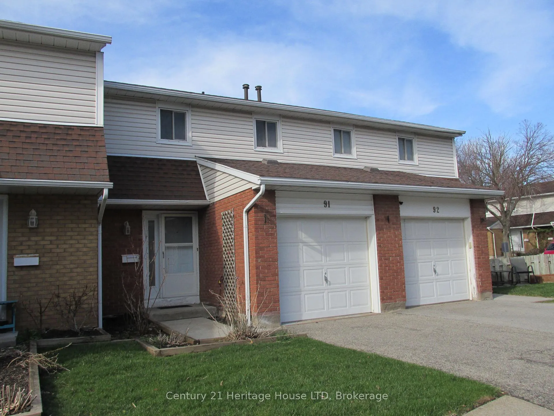 Front of Unit 91, 286 Cushman Road