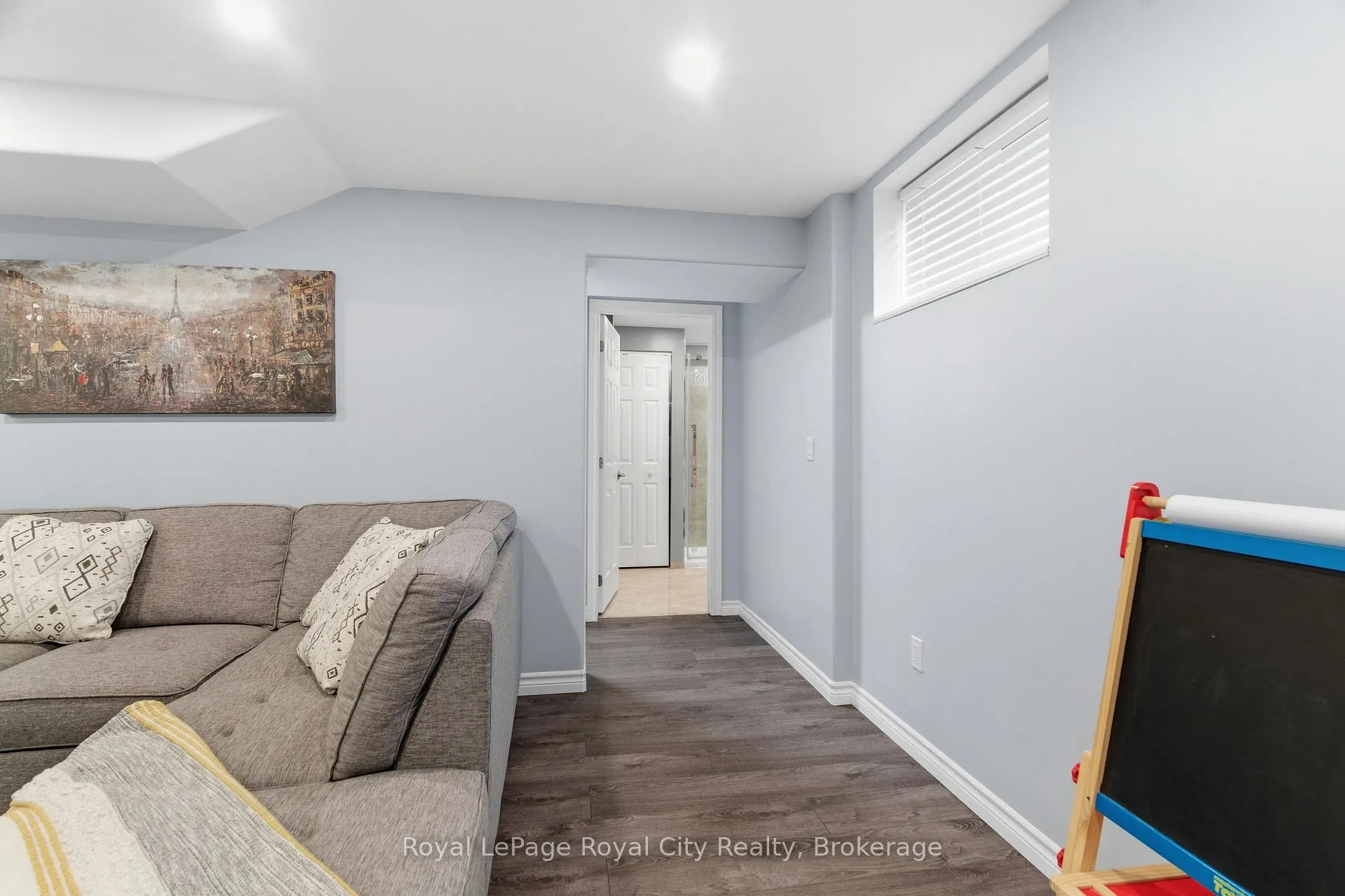 Photo 30 of 45 Doyle Drive, Guelph, Clairfields/Hanlon Business Park — HOMEH