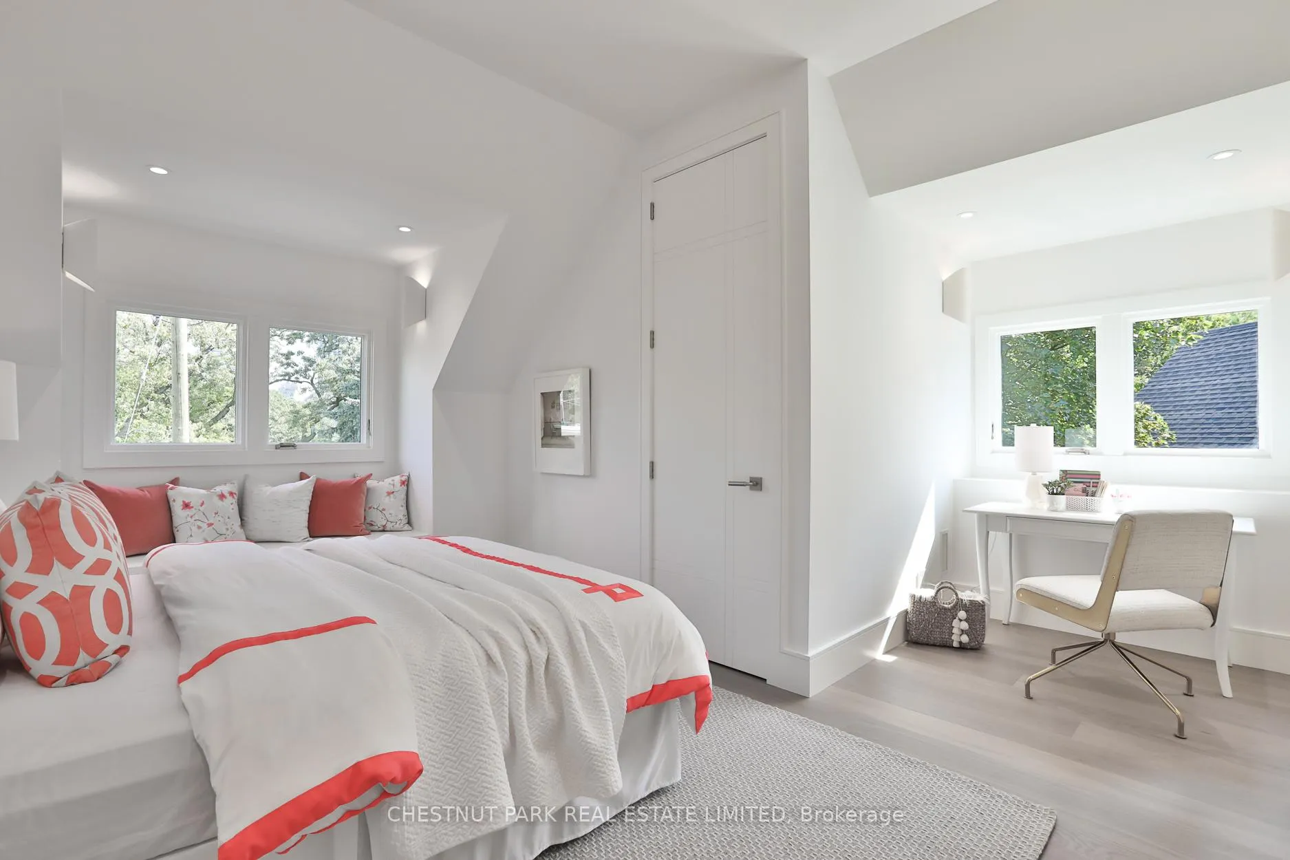 Photo 37 of 10 Rosedale Road, Toronto, Rosedale-Moore Park — HOMEH