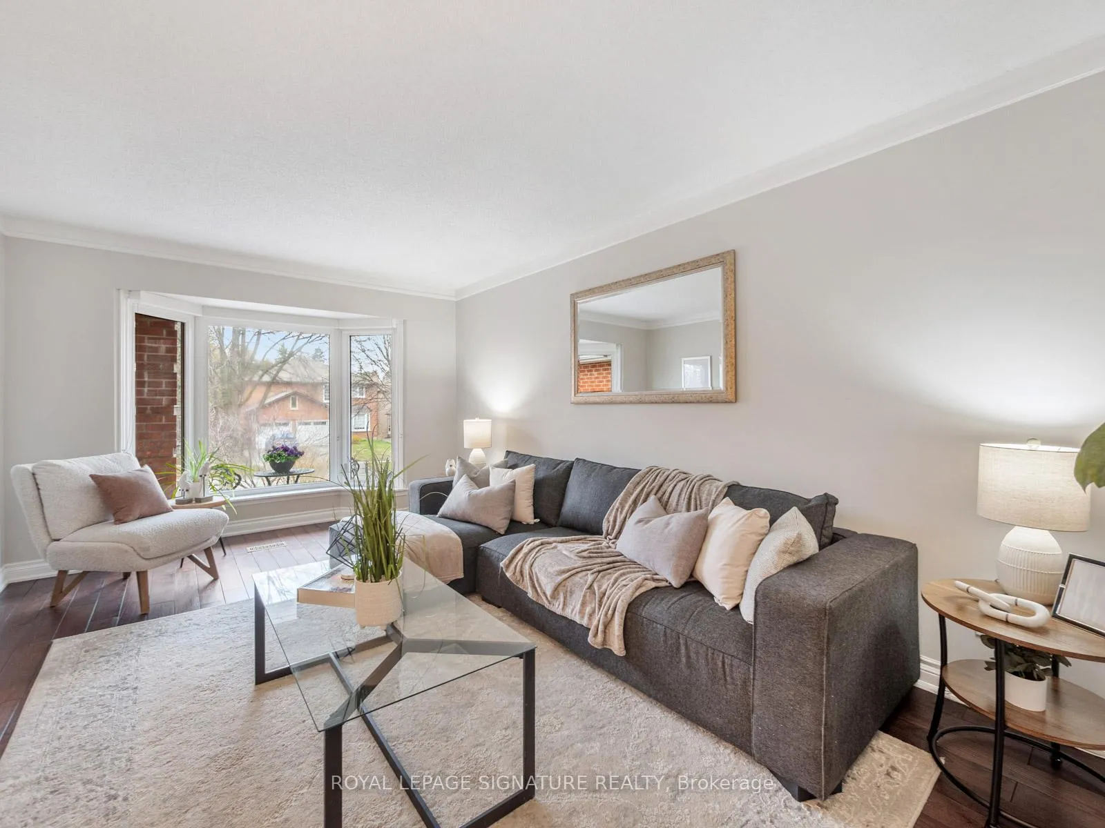 Photo 5 of 550 Barry Drive, Pickering, Woodlands — HOMEH