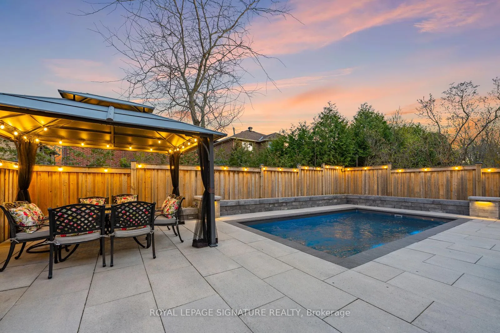 Photo 38 of 550 Barry Drive, Pickering, Woodlands — HOMEH