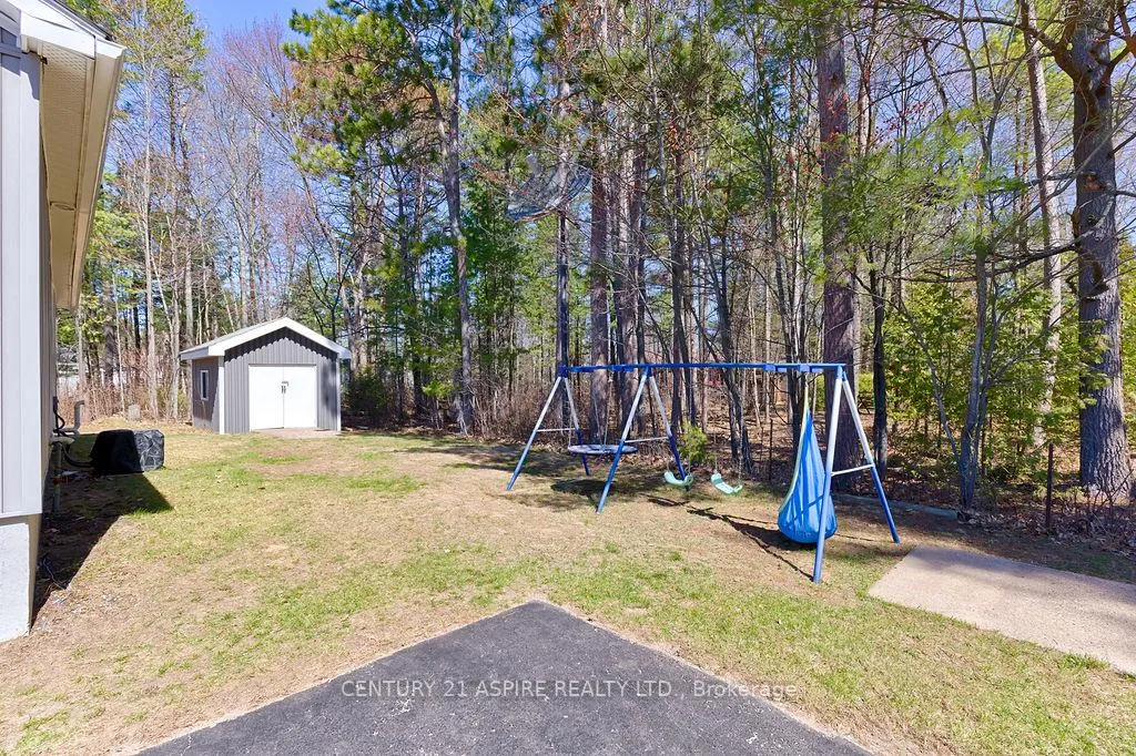 Photo 4 of 196 Schwanz Road, Petawawa — HOMEH