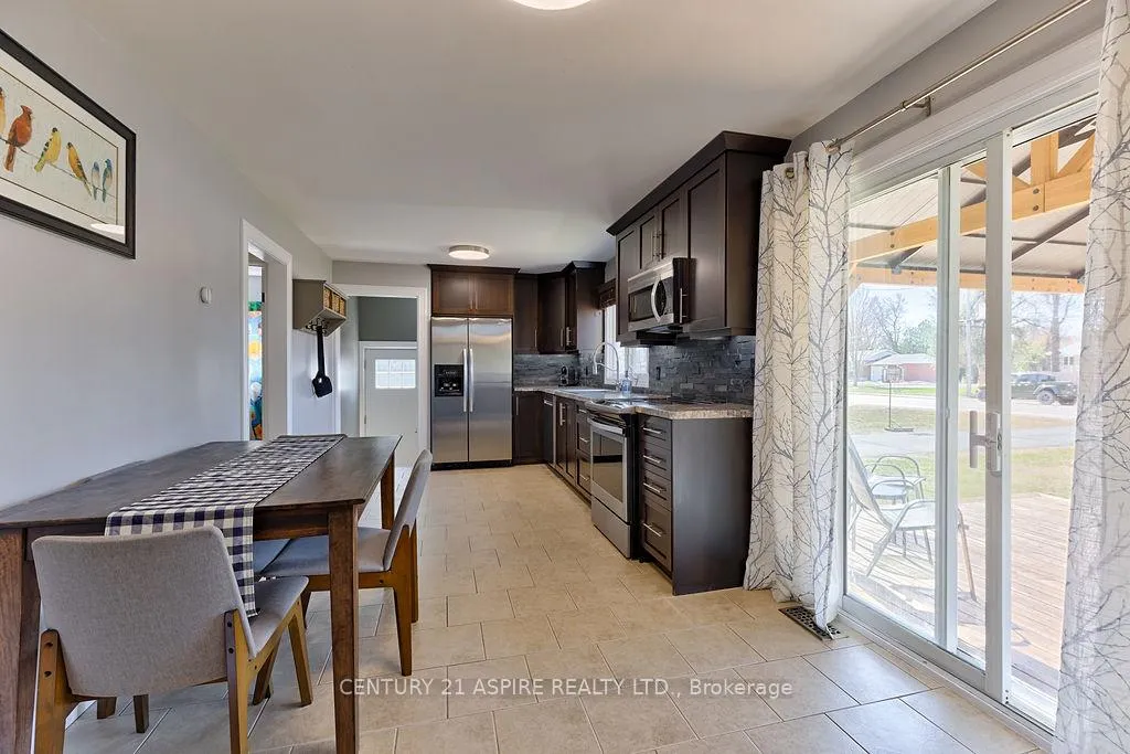 Photo 13 of 196 Schwanz Road, Petawawa — HOMEH