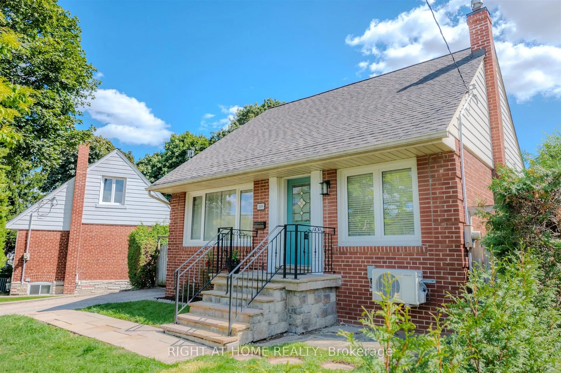 Photo 1 of 309 Rathburn Road, Etobicoke, Islington-City Centre West — HOMEH