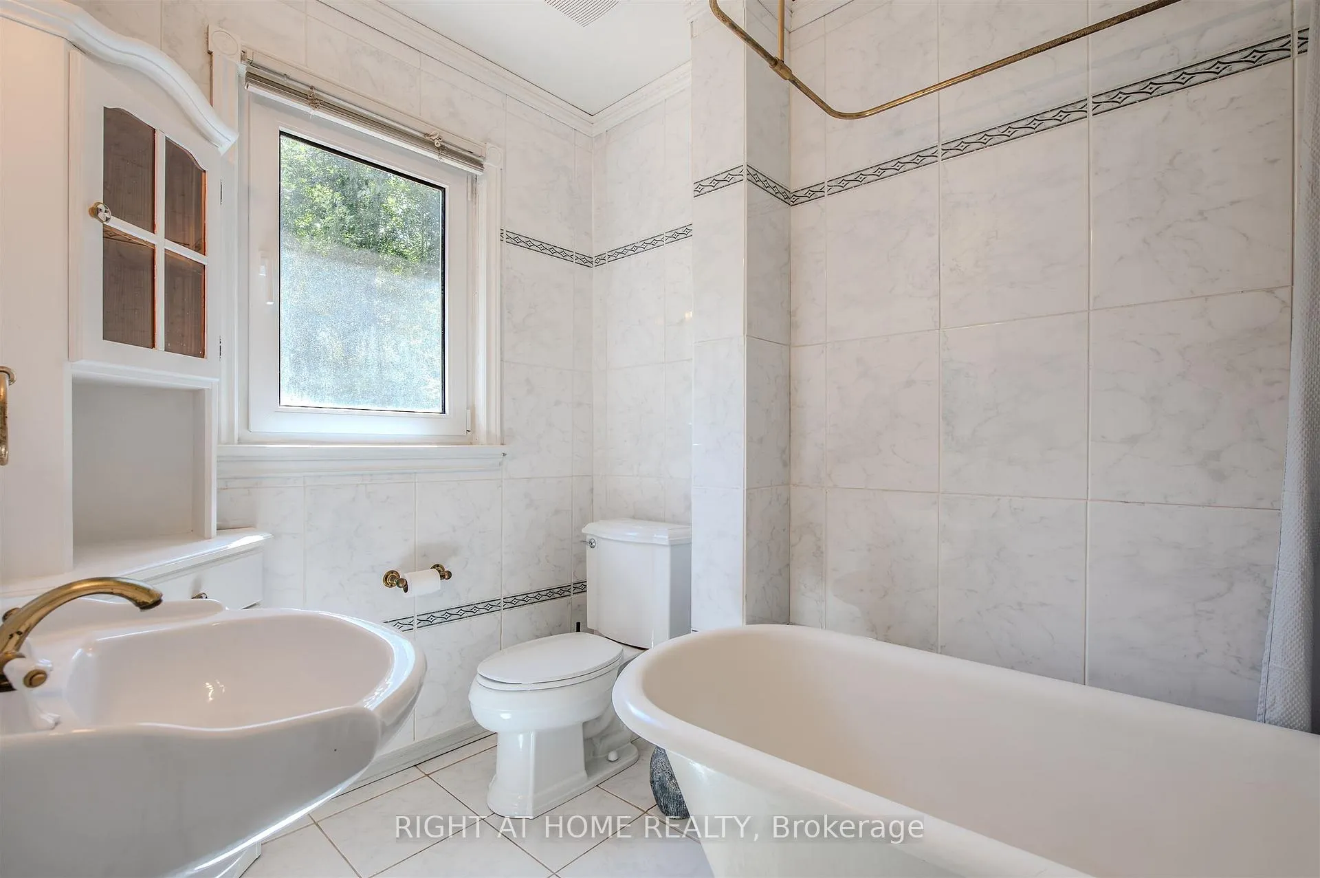 Photo 15 of 309 Rathburn Road, Etobicoke, Islington-City Centre West — HOMEH