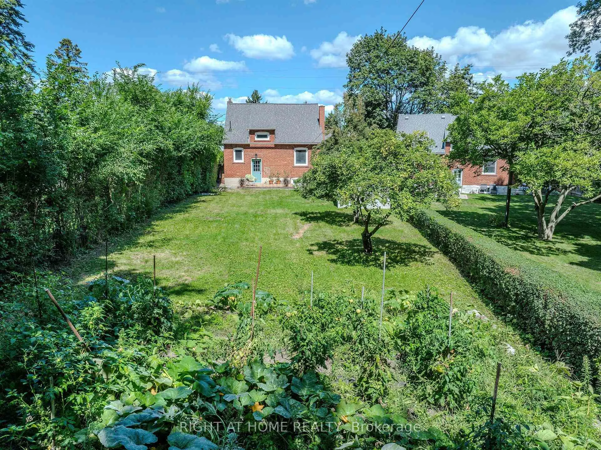 Photo 33 of 309 Rathburn Road, Etobicoke, Islington-City Centre West — HOMEH