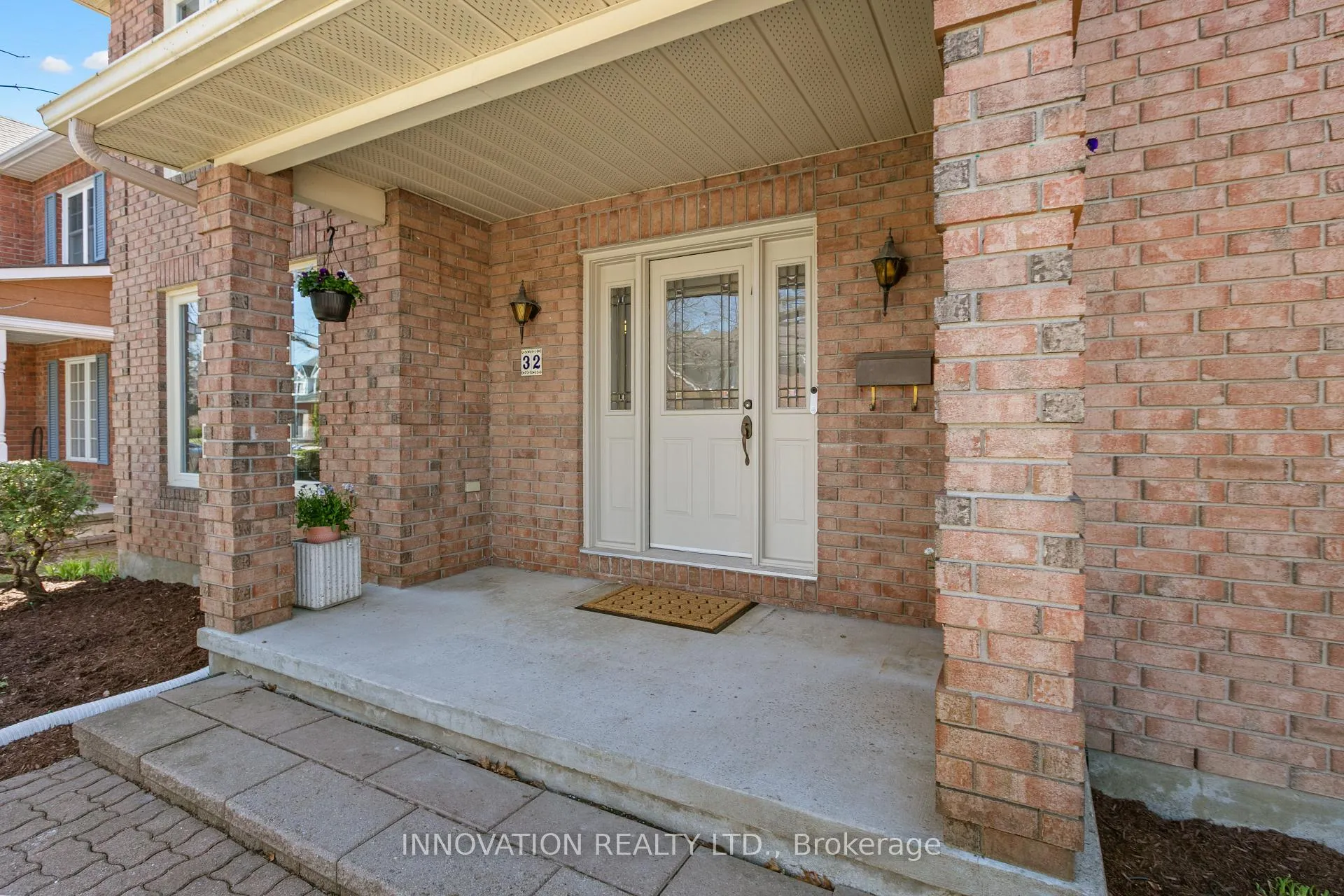 Photo 2 of 32 Marble Arch Crescent, Ottawa, Centrepointe — HOMEH
