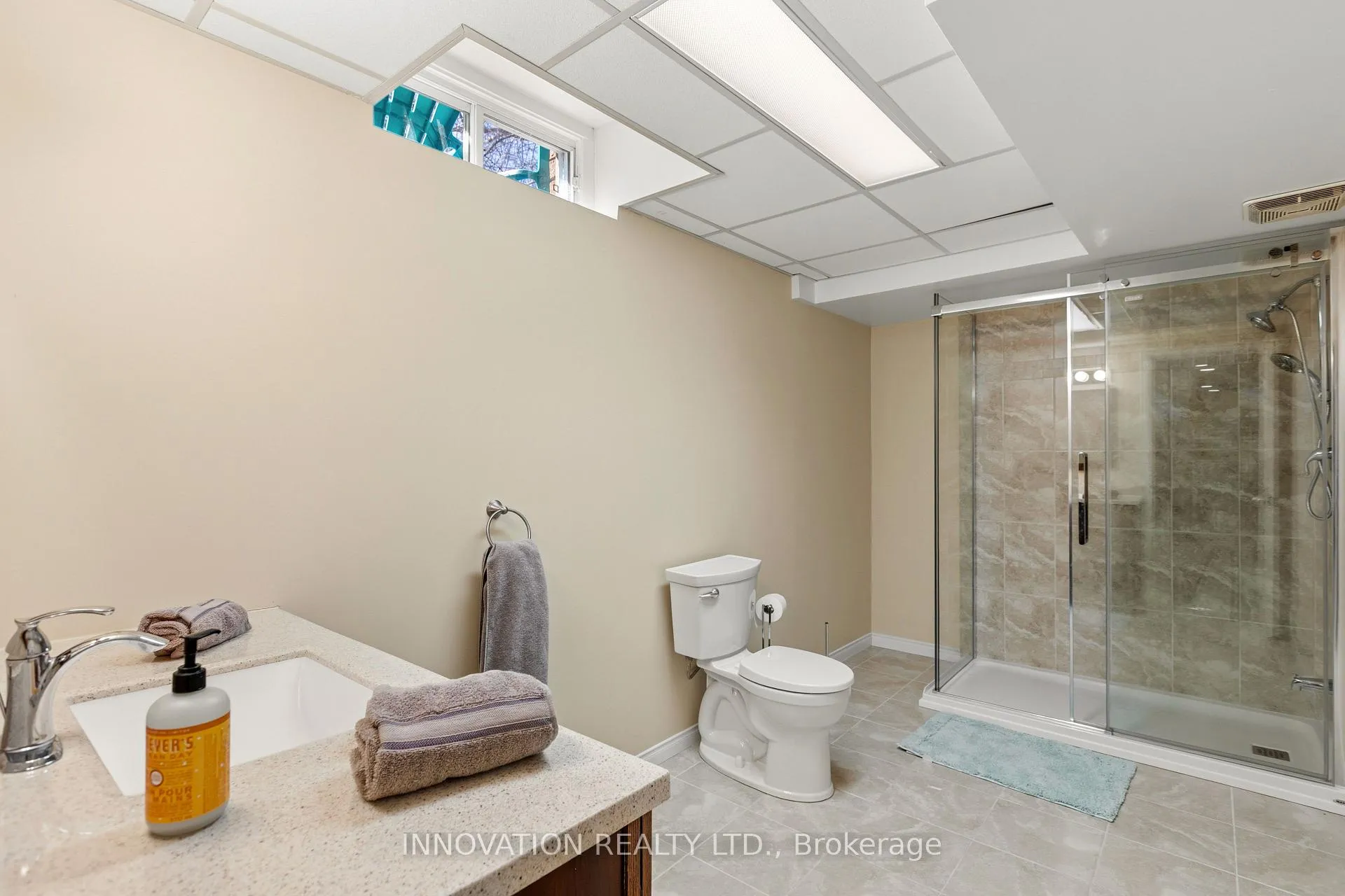 Photo 33 of 32 Marble Arch Crescent, Ottawa, Centrepointe — HOMEH