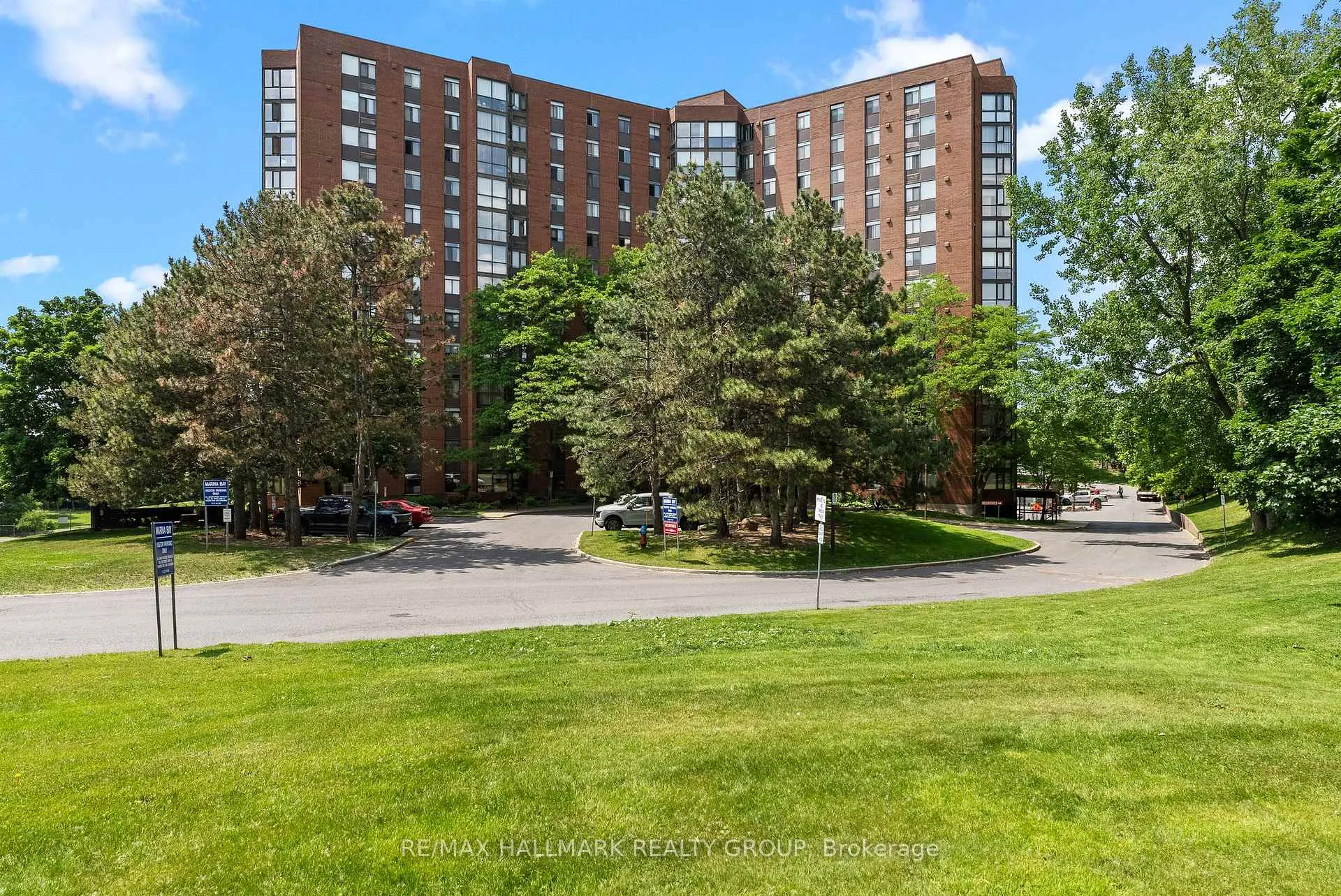 Photo 1 of Unit 411, 2871 Richmond Road, Ottawa, Britannia Heights — HOMEH