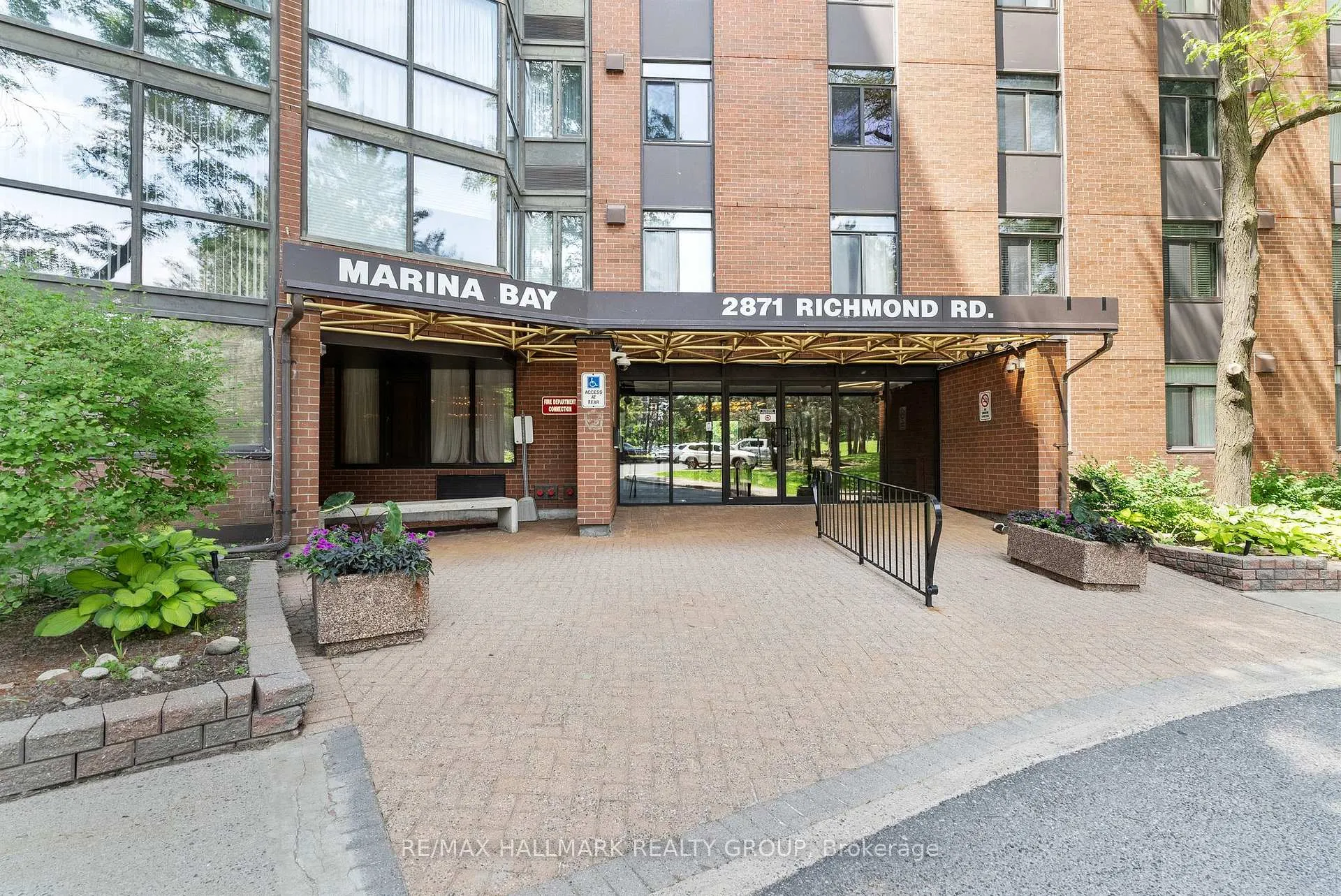 Photo 2 of Unit 411, 2871 Richmond Road, Ottawa, Britannia Heights — HOMEH