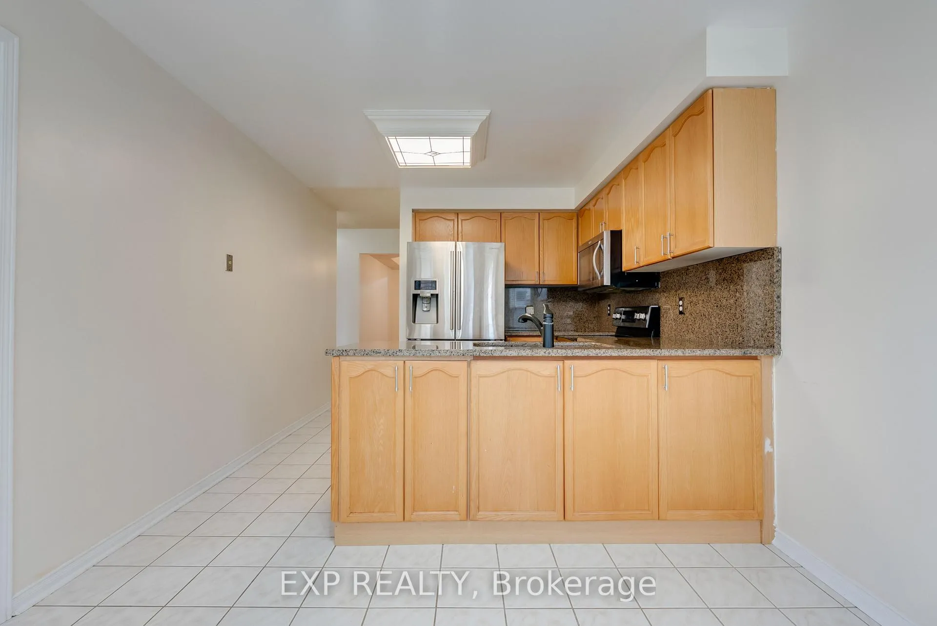Photo 15 of 43 Bighorn Crescent, Brampton, Sandringham-Wellington — HOMEH