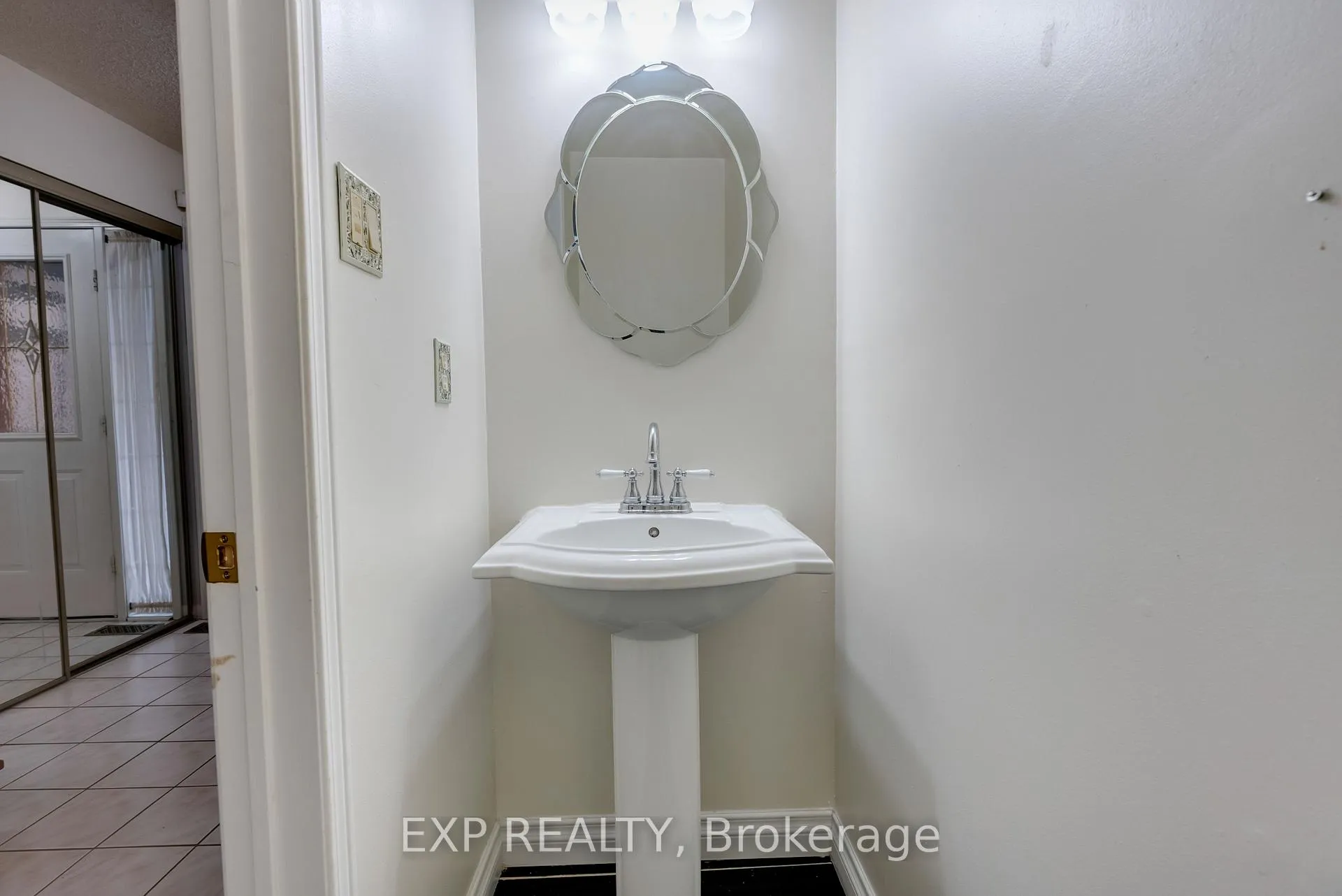 Photo 18 of 43 Bighorn Crescent, Brampton, Sandringham-Wellington — HOMEH