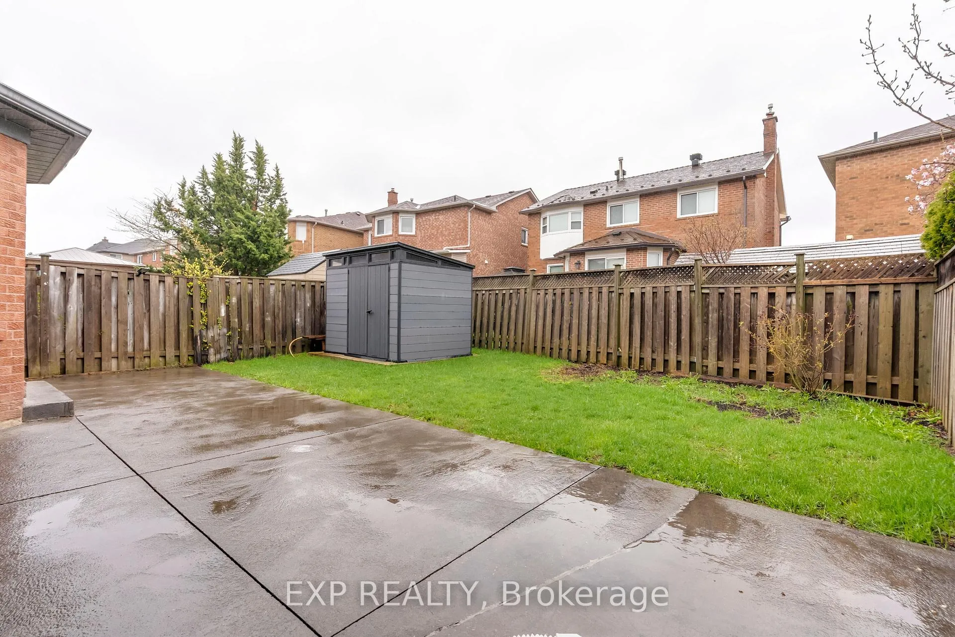 Photo 45 of 43 Bighorn Crescent, Brampton, Sandringham-Wellington — HOMEH
